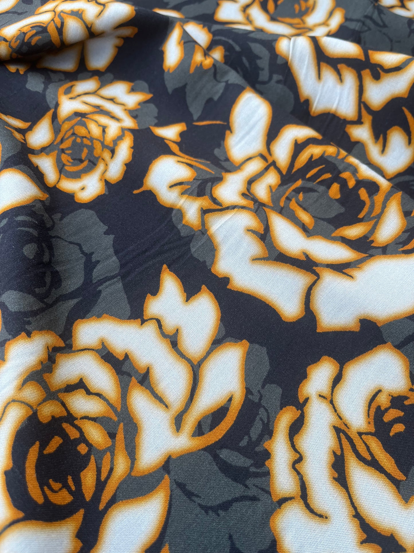 LAZARUS 006 viscose twill khaky/yellow roses