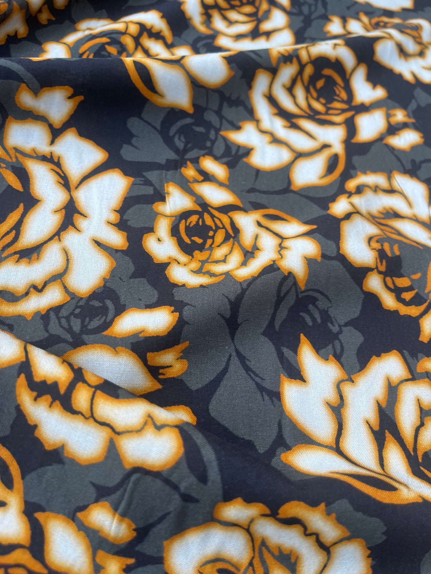 LAZARUS 006 viscose twill khaky/yellow roses