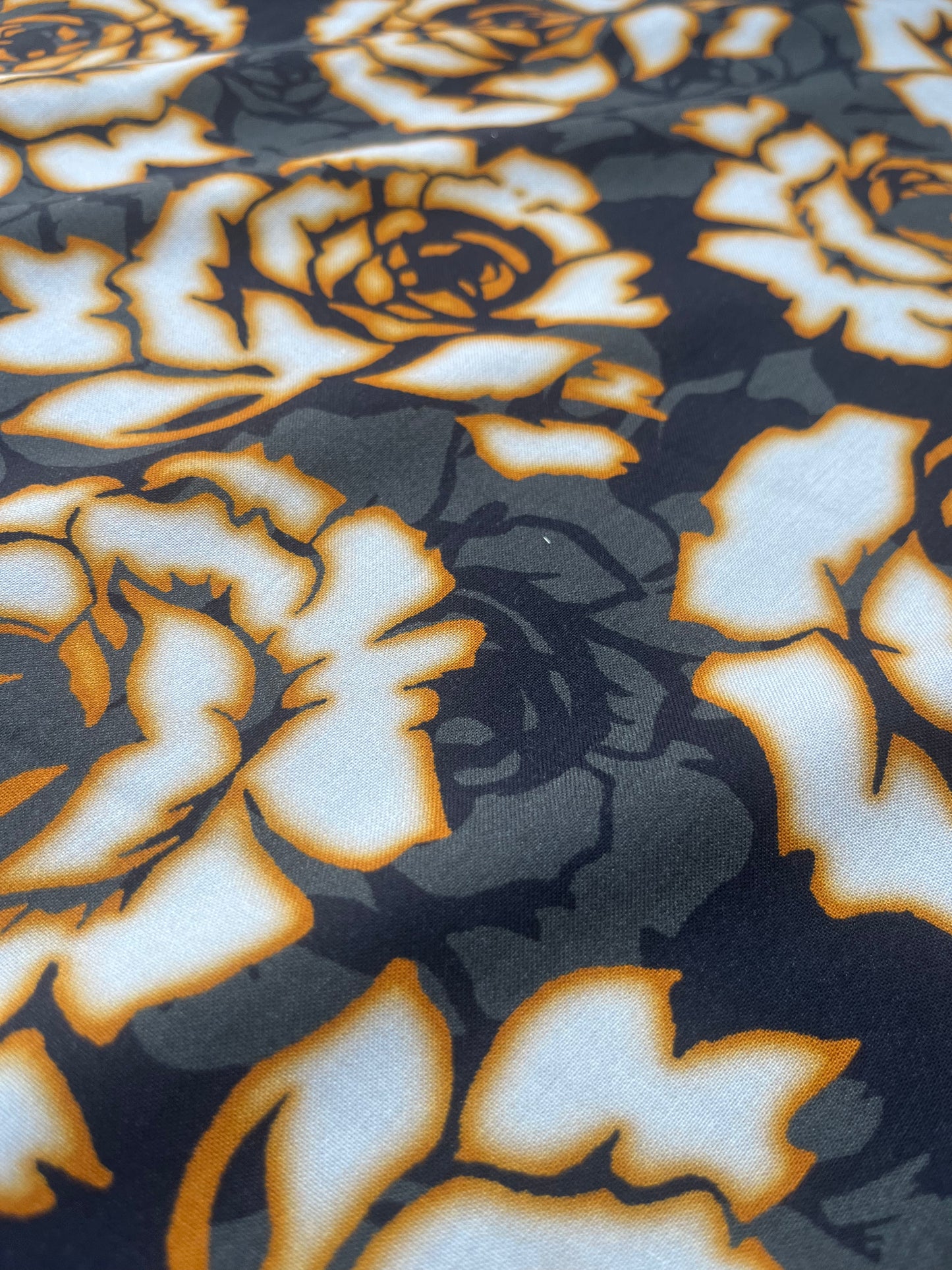 LAZARUS 006 viscose twill khaky/yellow roses
