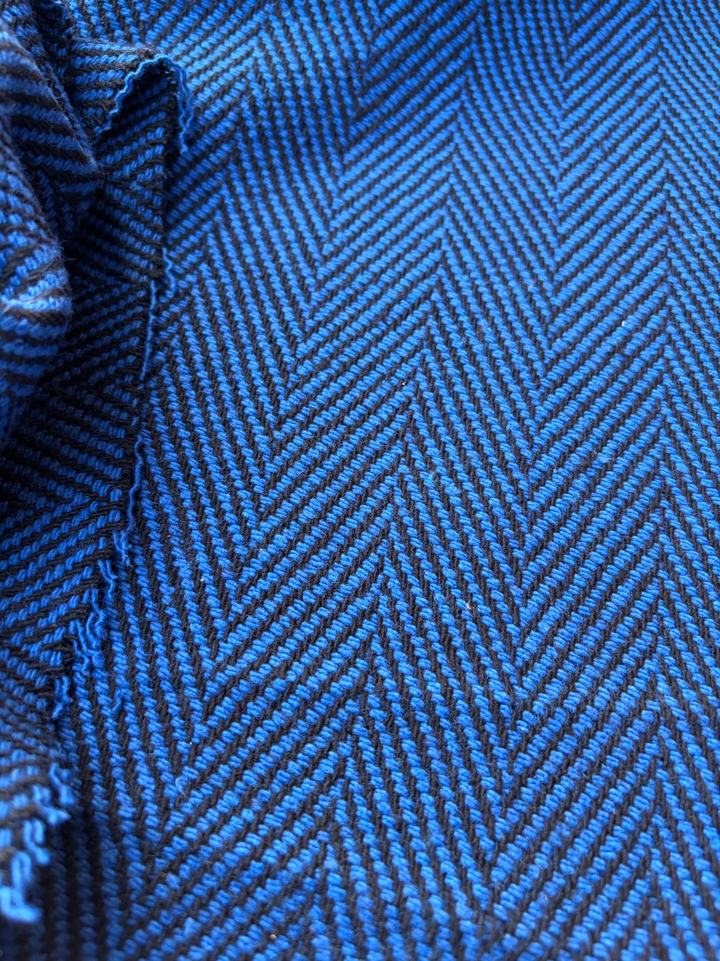 NED 004 navy/cobalt heavy cotton herringbone