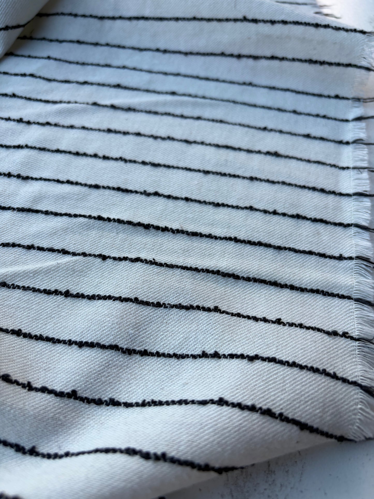 NED 009 naturel/black cotton linen stripe