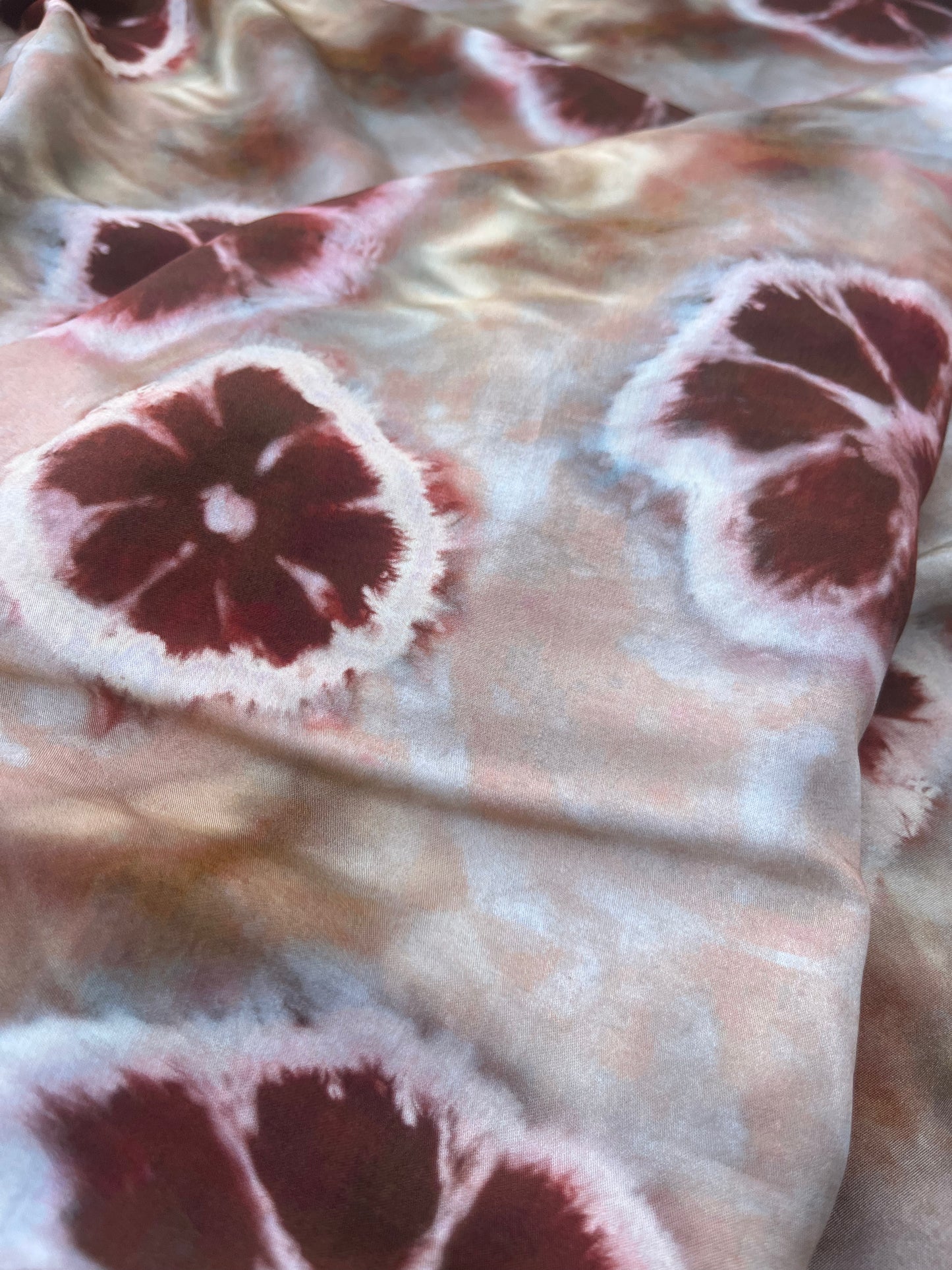 LAZARUS 016 viscose satin tie-dye flowers