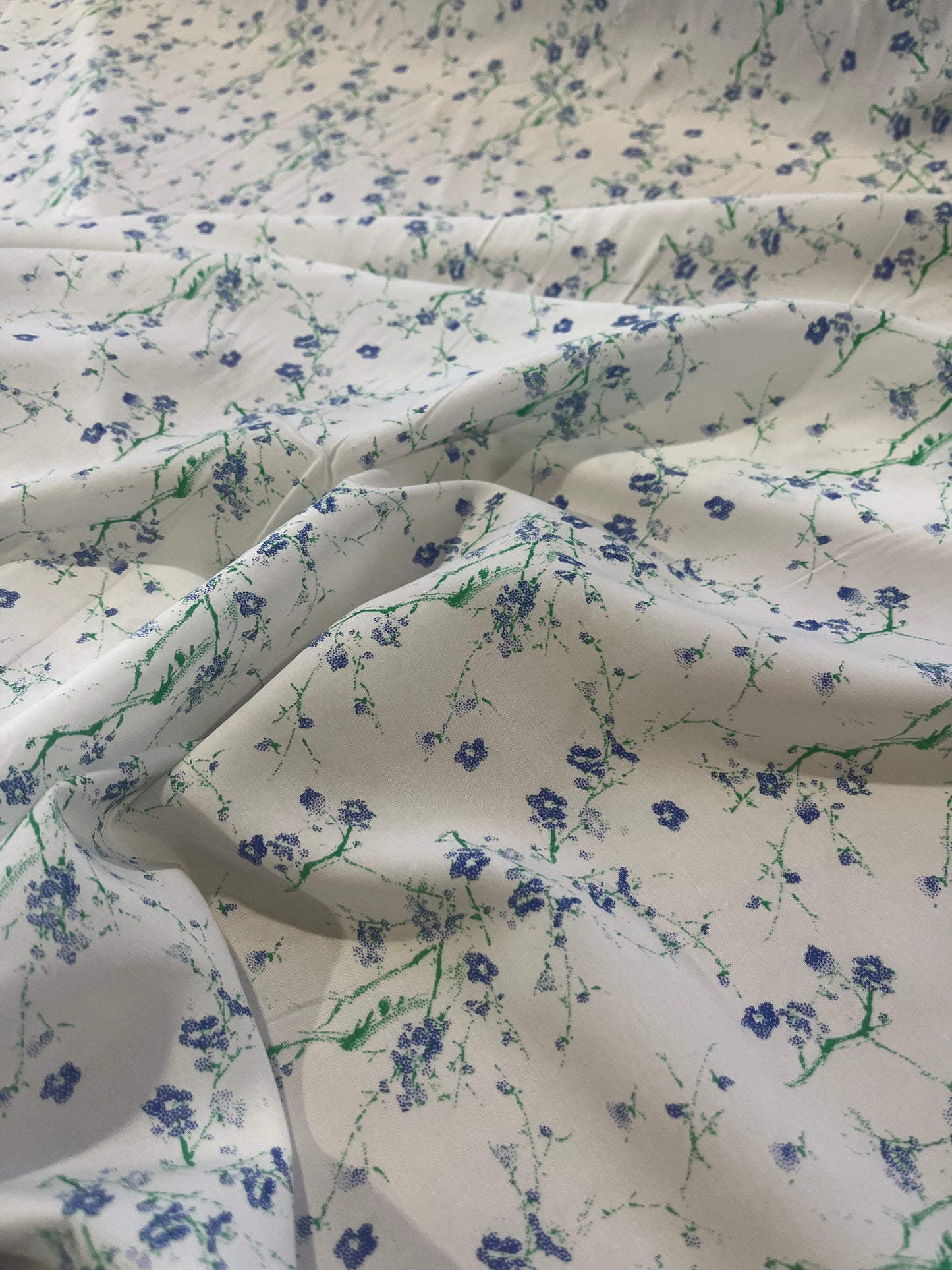 C02 colette 036 viscose with small blue/green flowers