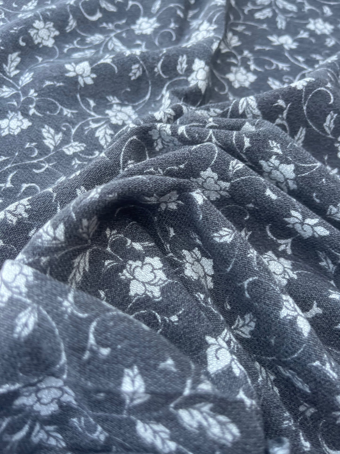 LAZARUS 027 viscose/wool light jacquard