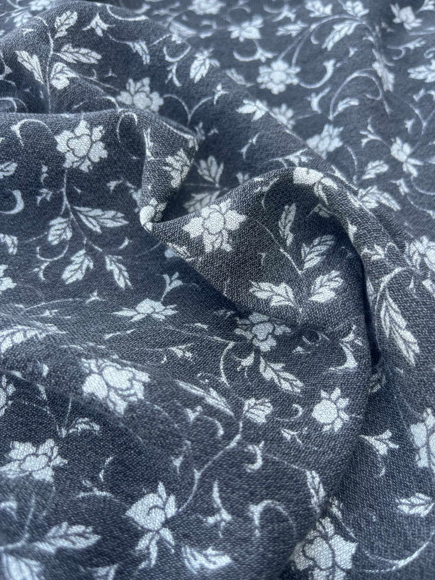 LAZARUS 027 viscose/wool light jacquard