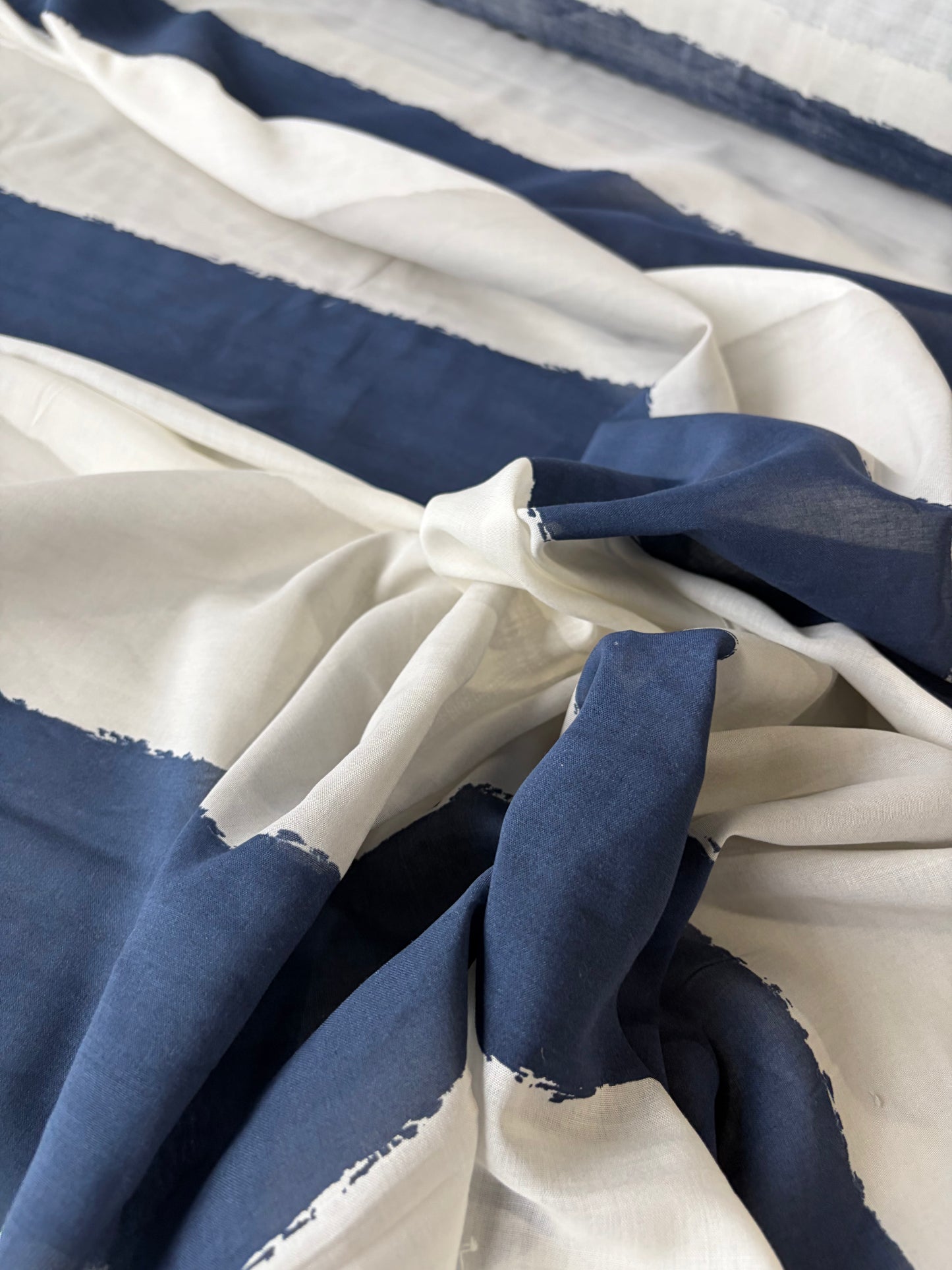 JUTTA 041 cotton voile horizontal painted stripes