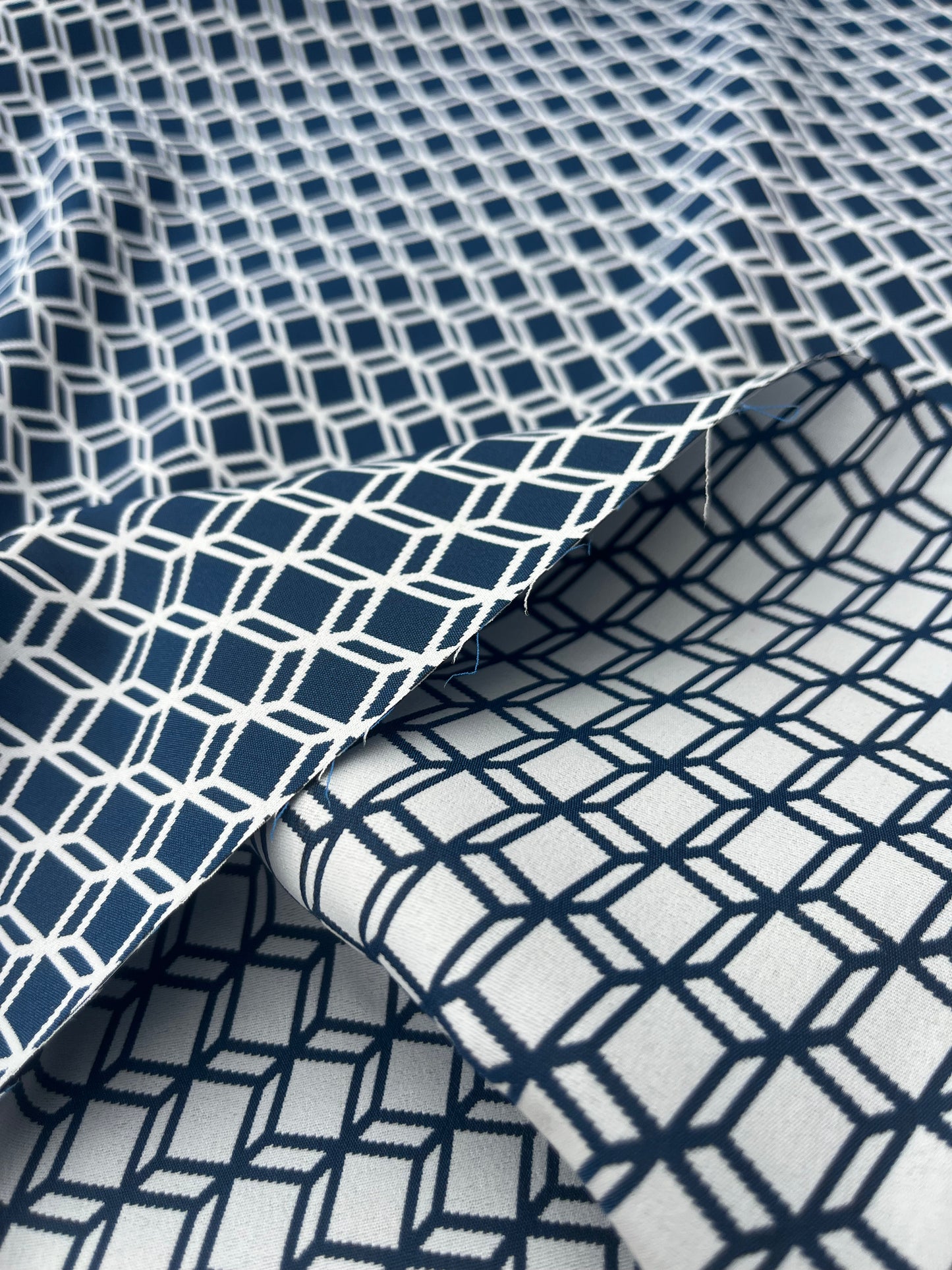 Hélène 001 stretch jacquard off white-navy