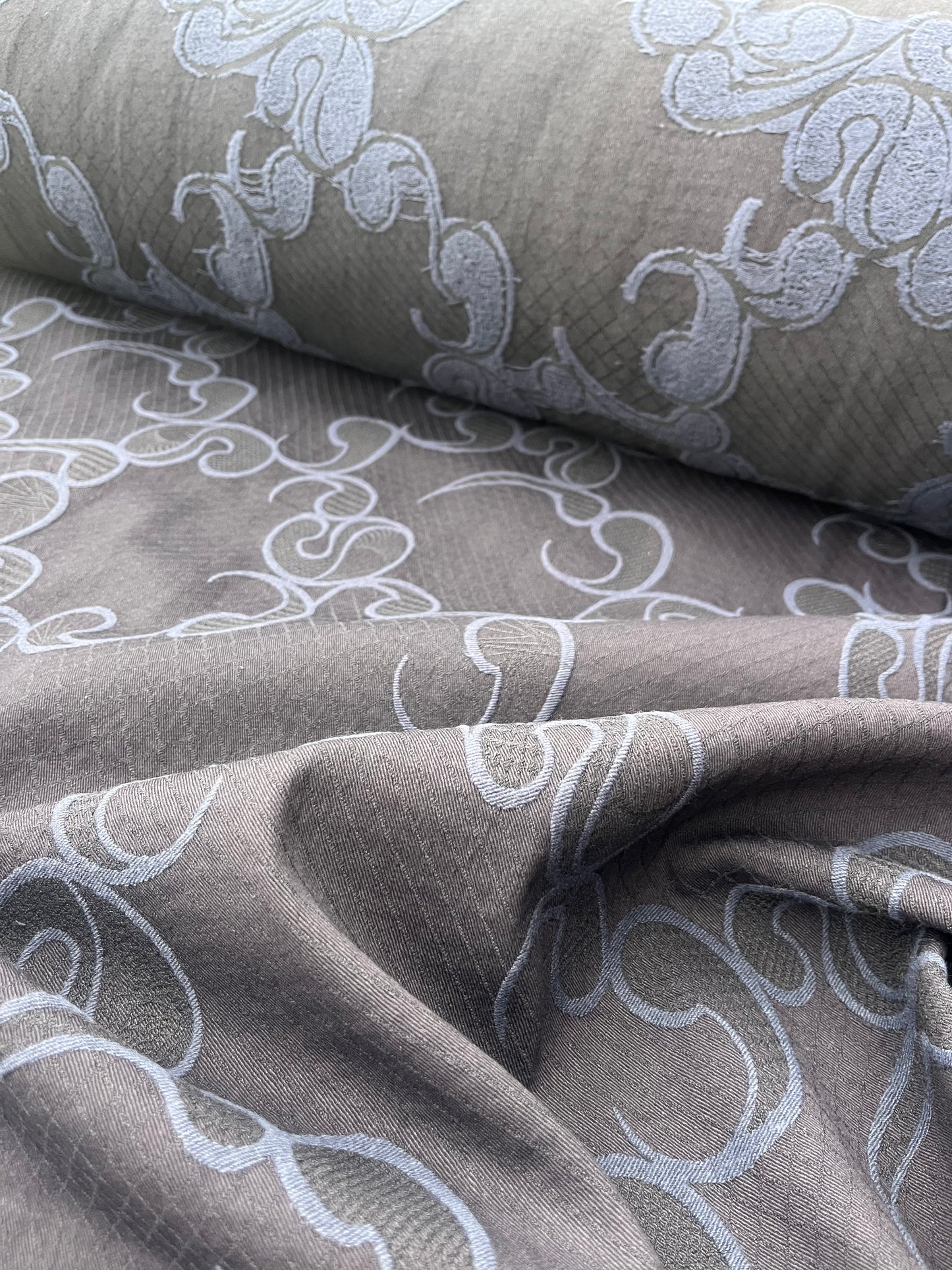 Hélène 008 cotton stretch jacquard navy/indigo