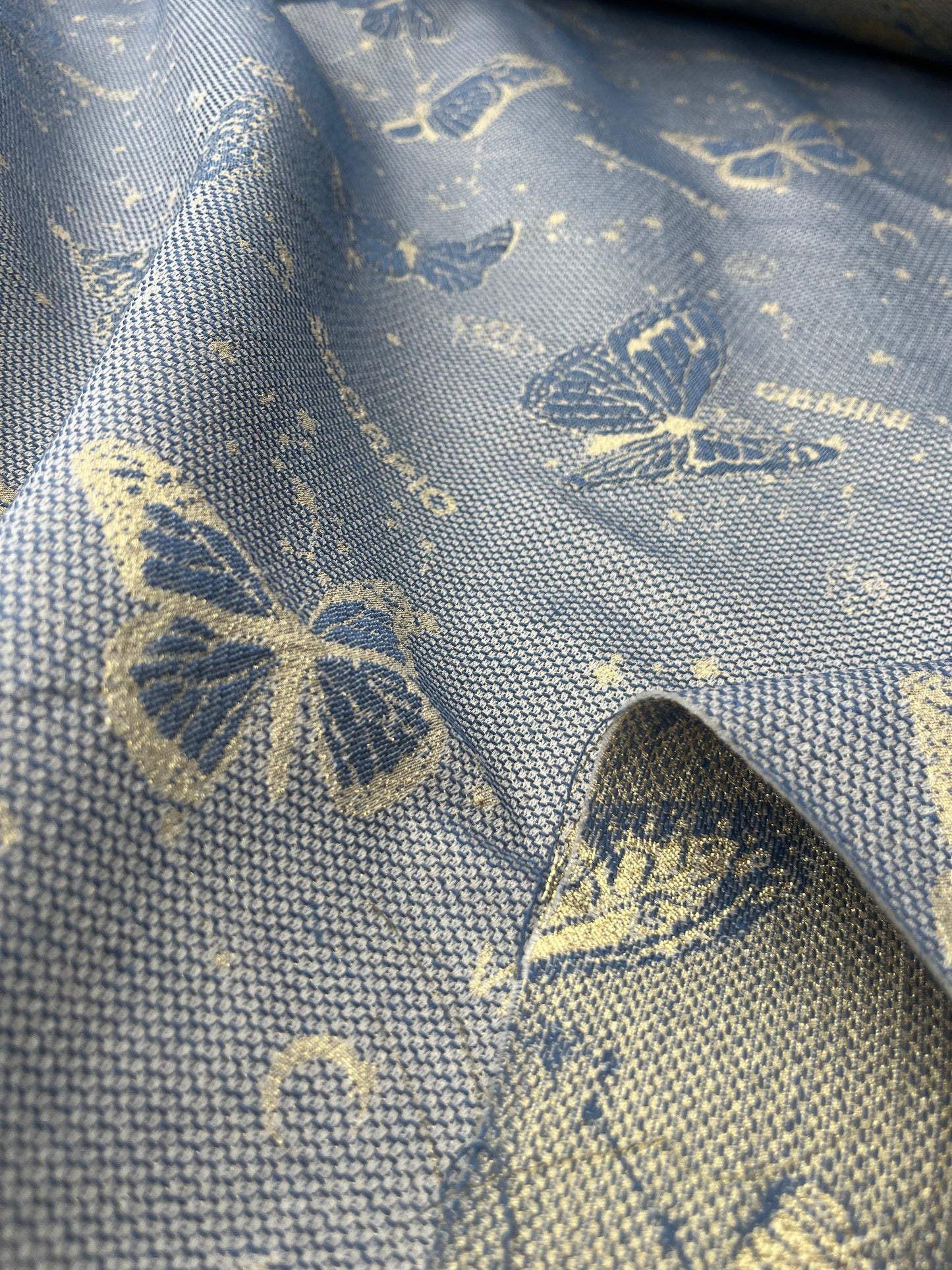 Hélène 010 cotton jacquard butterflies gold/indigo