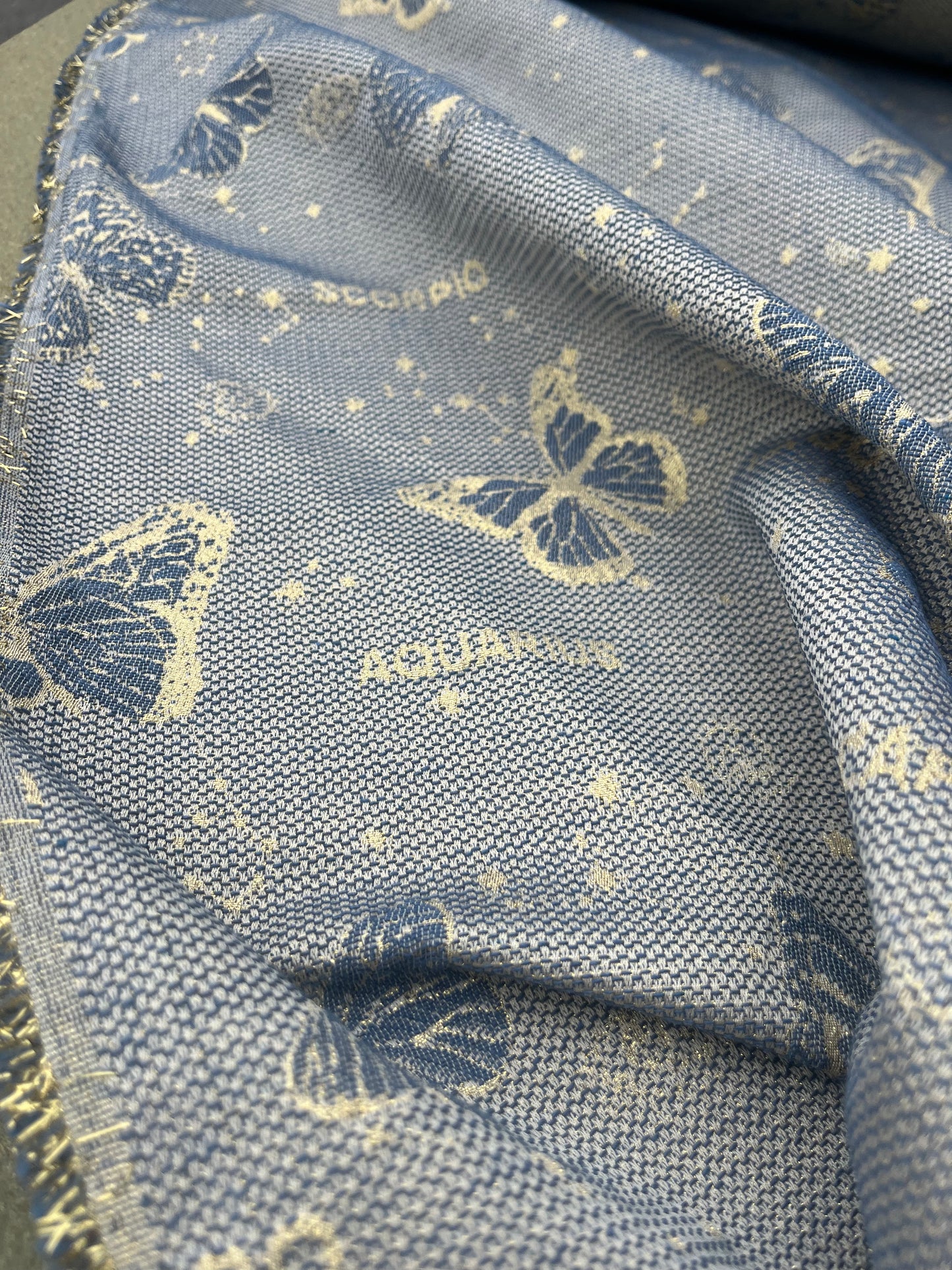 Hélène 010 cotton jacquard butterflies gold/indigo