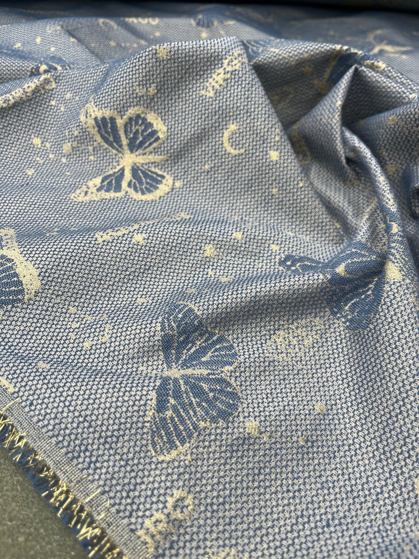 Hélène 010 cotton jacquard butterflies gold/indigo