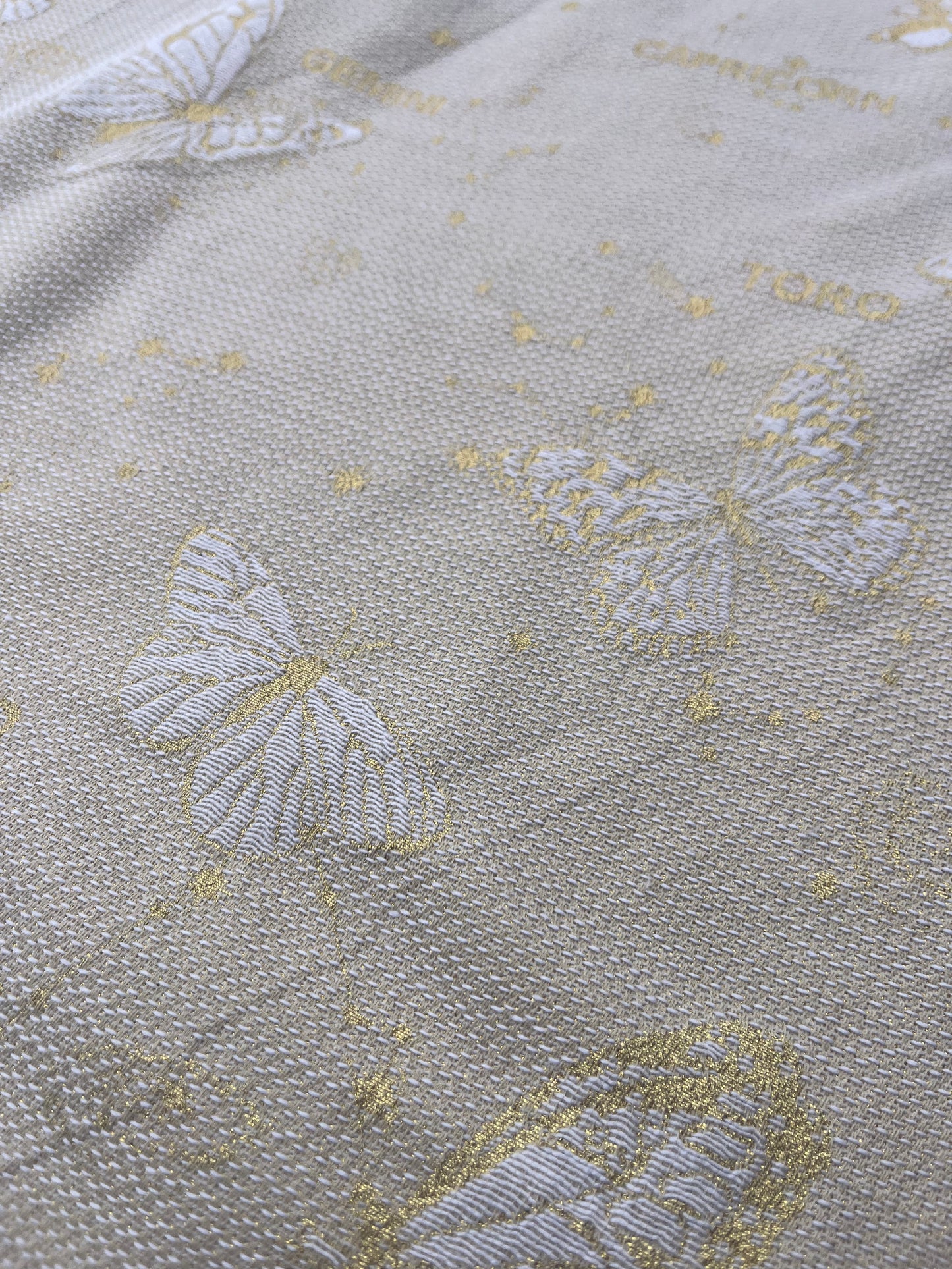 Hélène 011 cotton jacquard butterflies gold/white