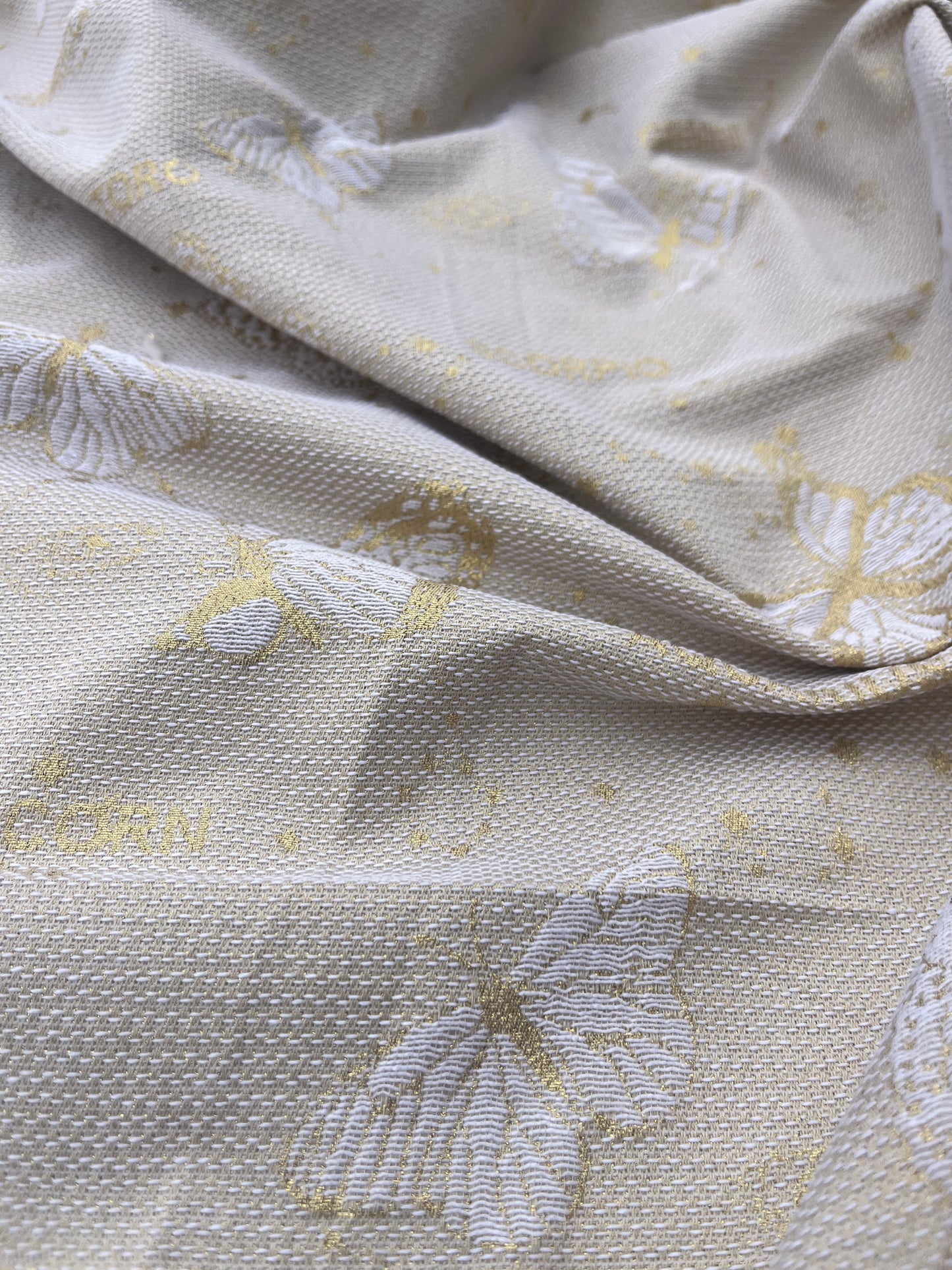 Hélène 011 cotton jacquard butterflies gold/white