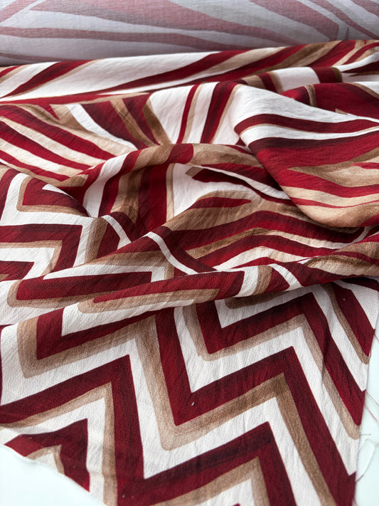 SMITHERS 015 red/burgundy double border viscose graphical print