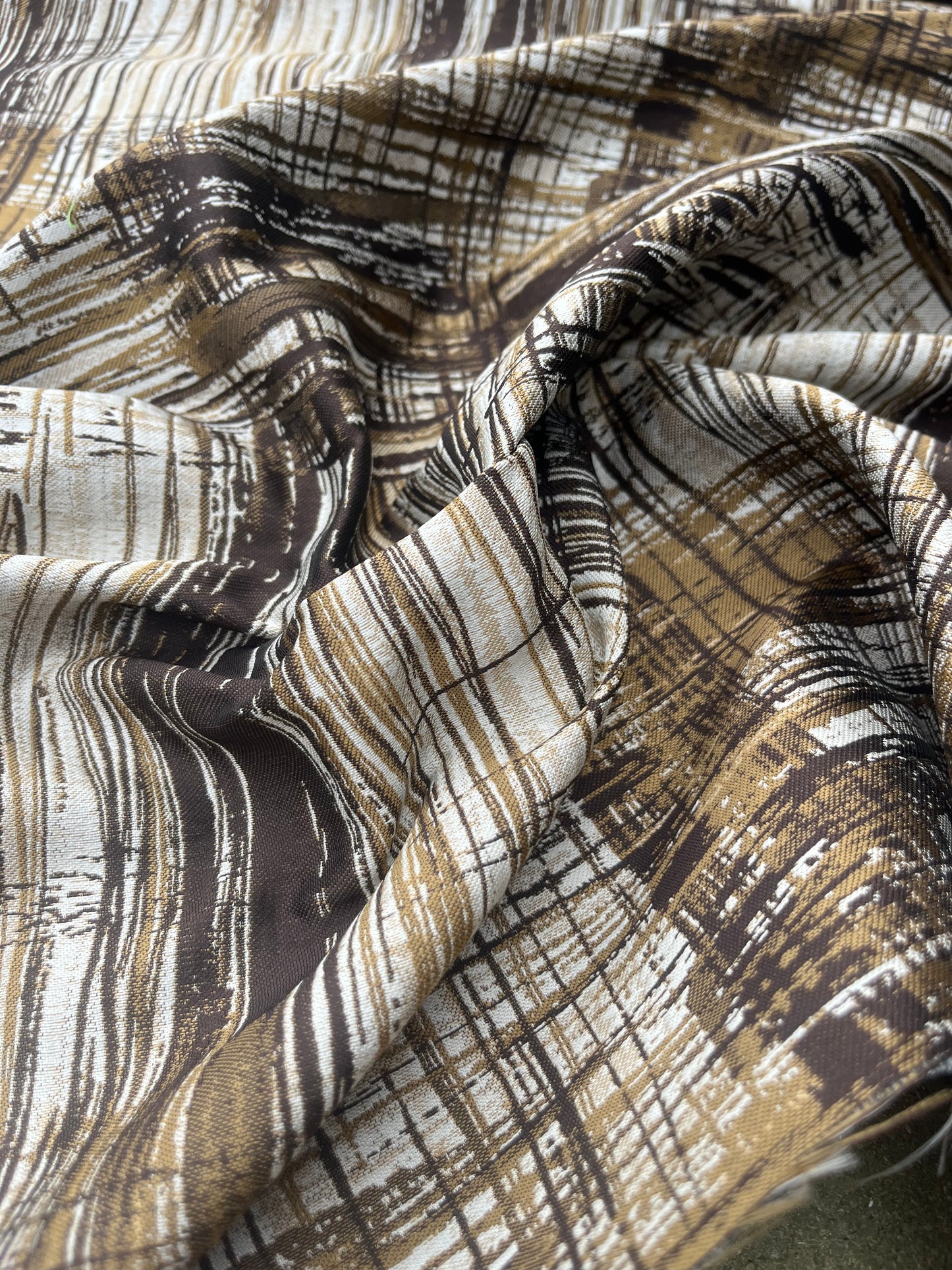 Hélène 017 jacquard with cotton brown/cognac crossing lines
