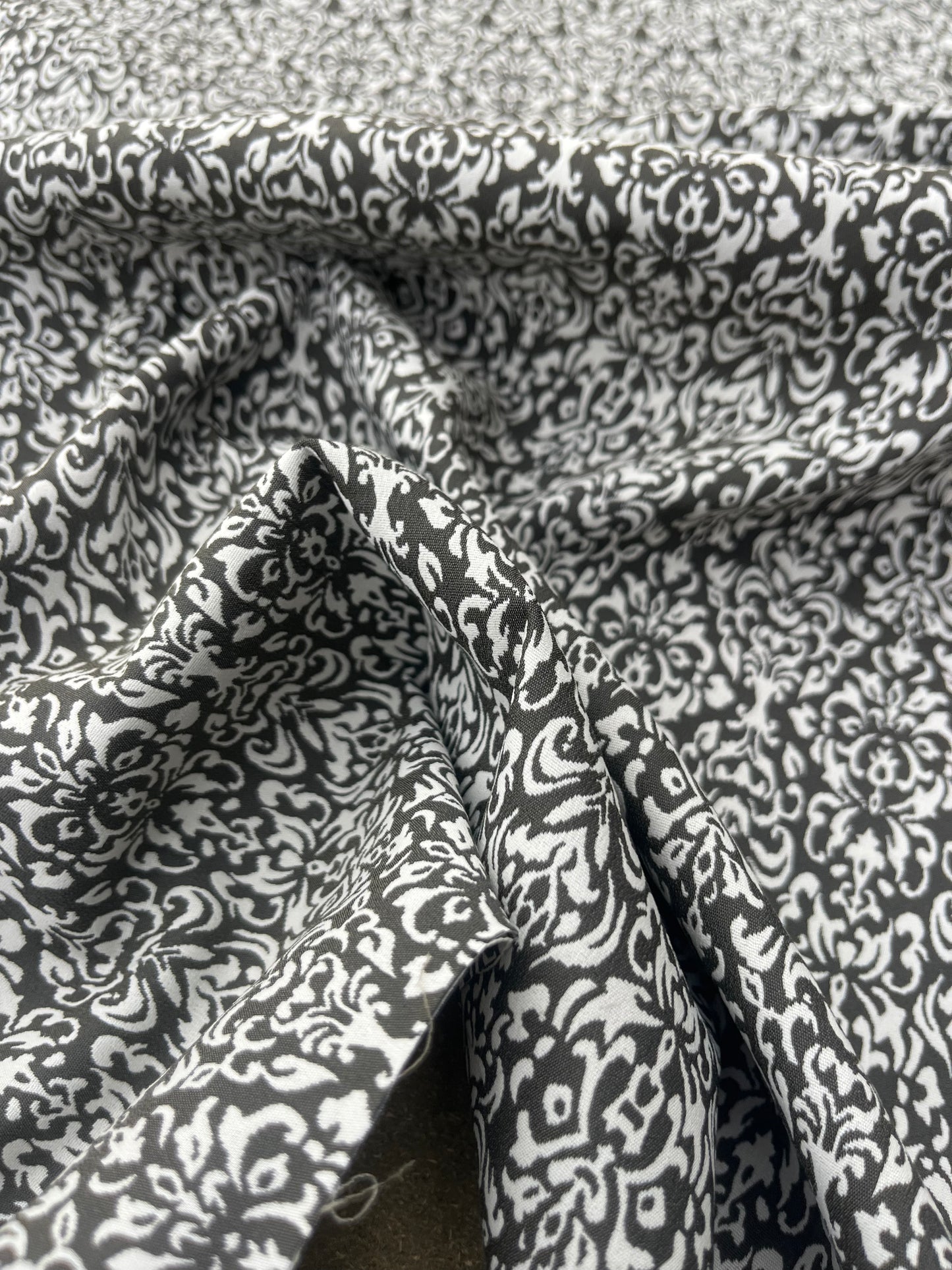 Hélène 019 stretch jacquard small design brown/ecru
