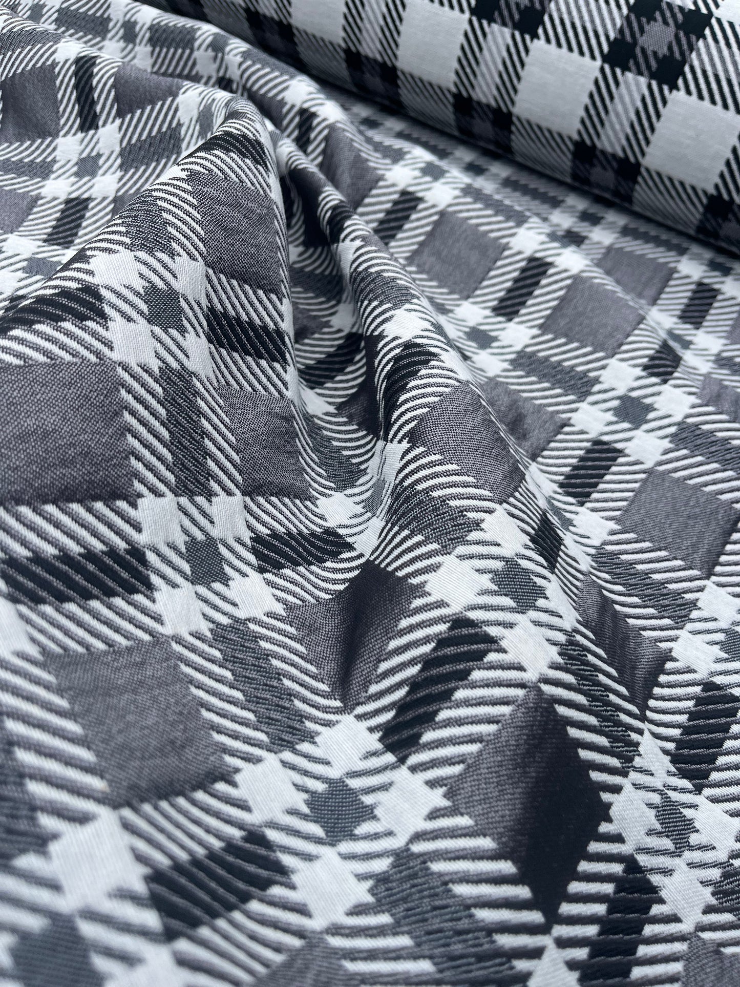 Hélène 025 cotton jacquard black/silver double face check 2