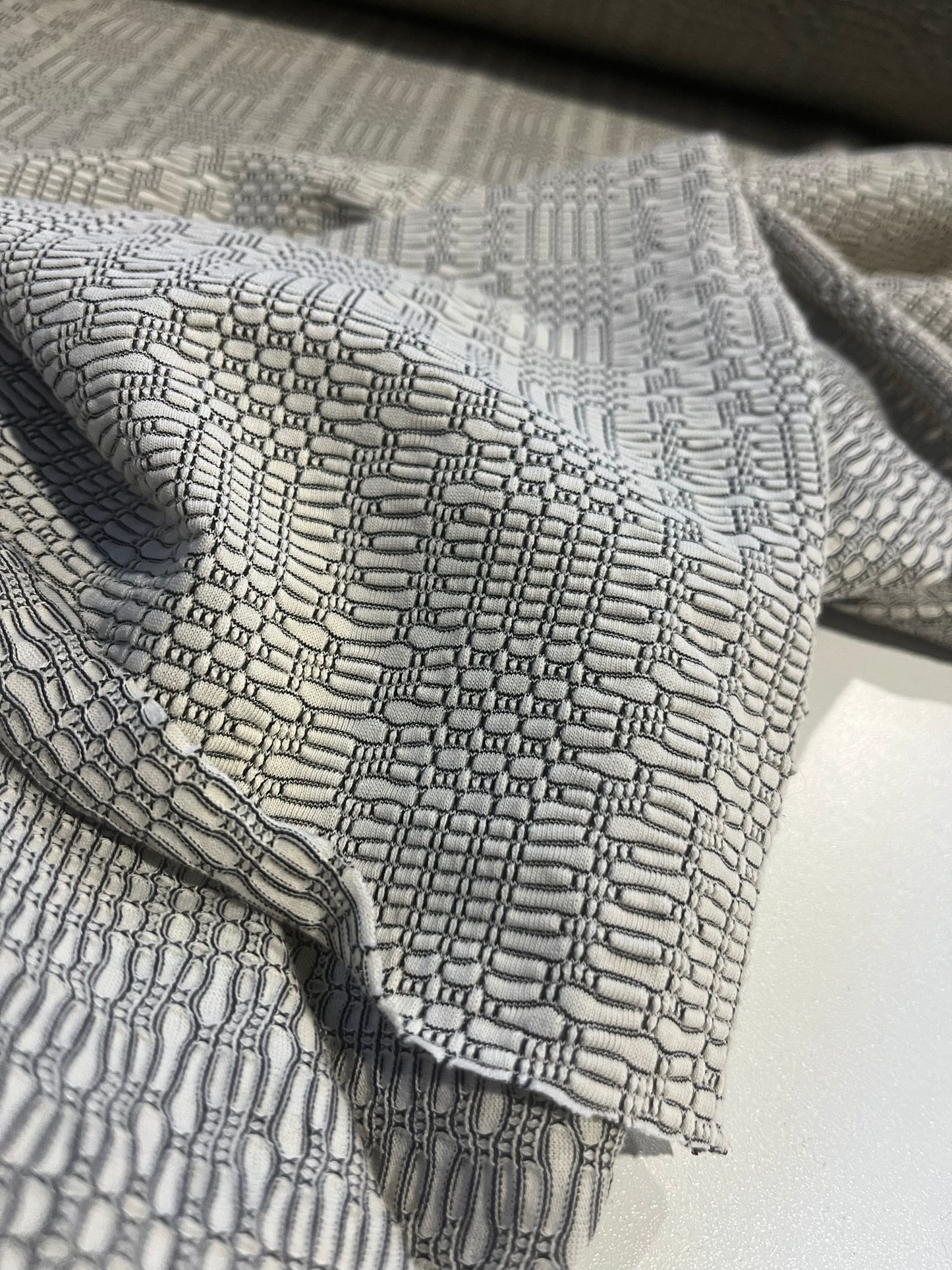 JANE 007 jersey jacquard ecru/black