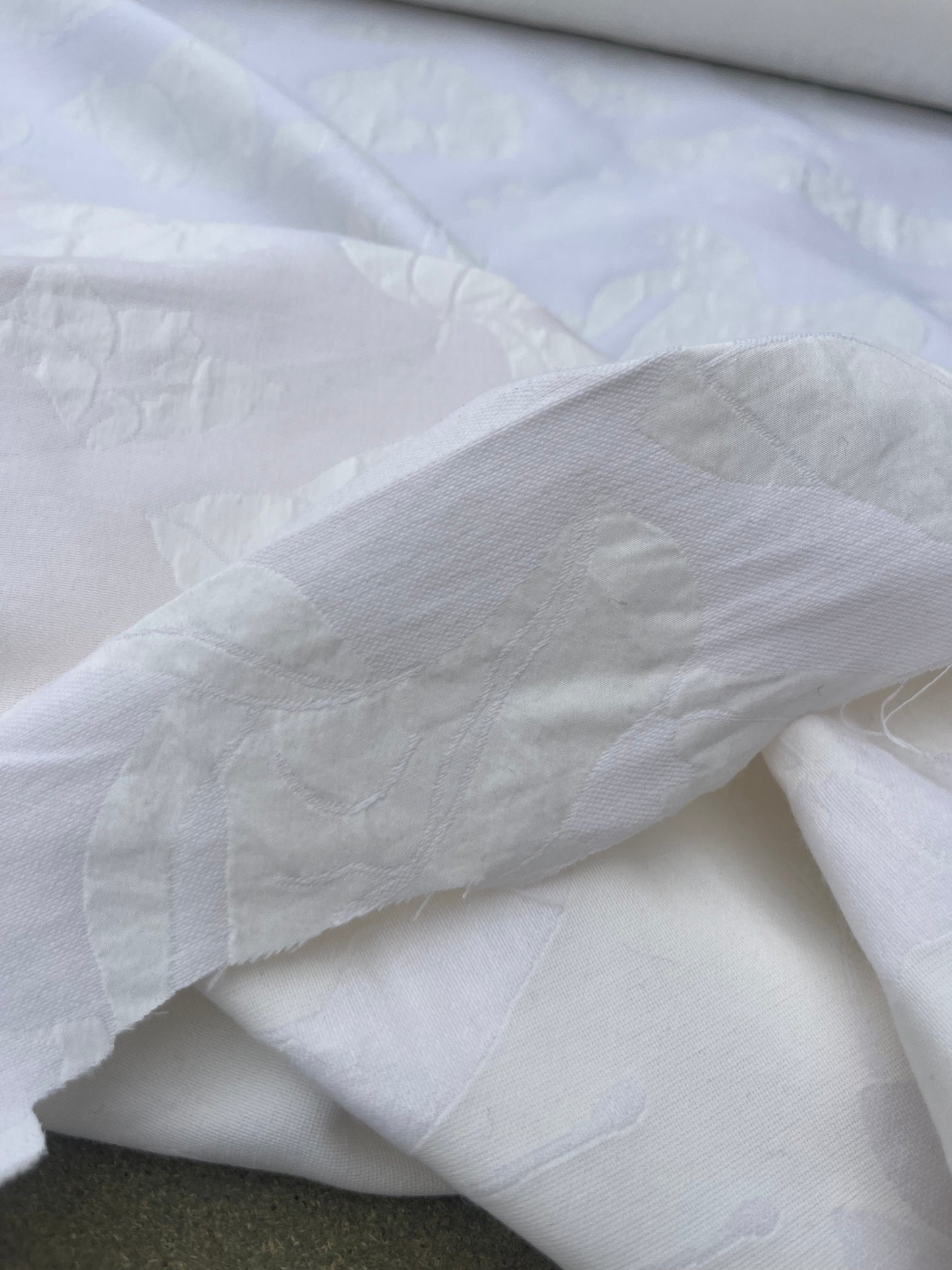 Hélène 033 jacquard with cotton white/ecru