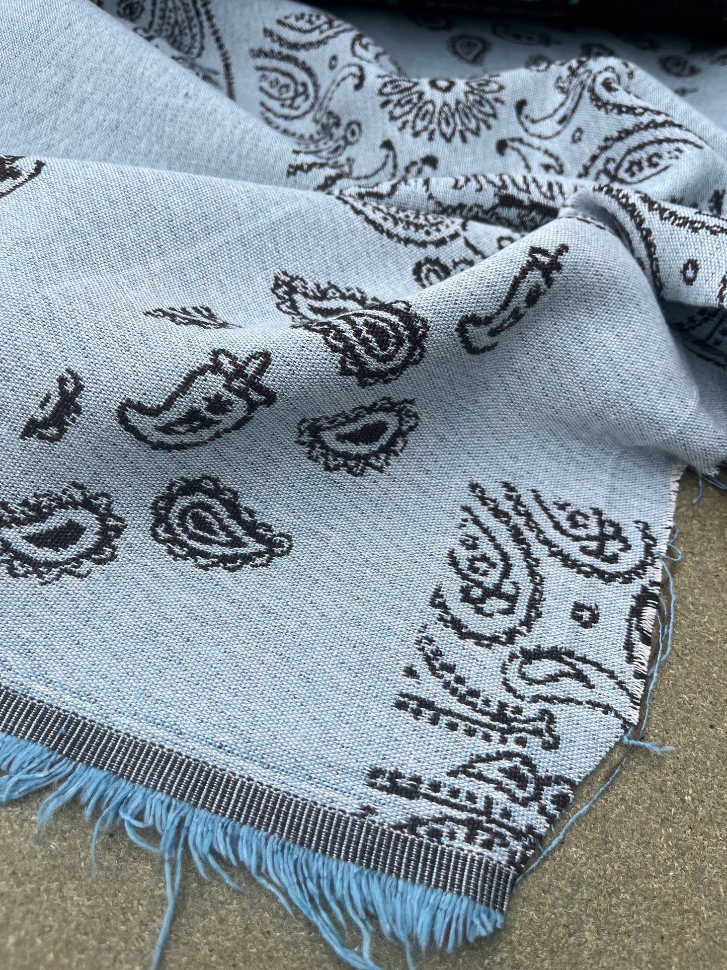 Hélène 038 heavy cotton jacquard patchwork blue/brown