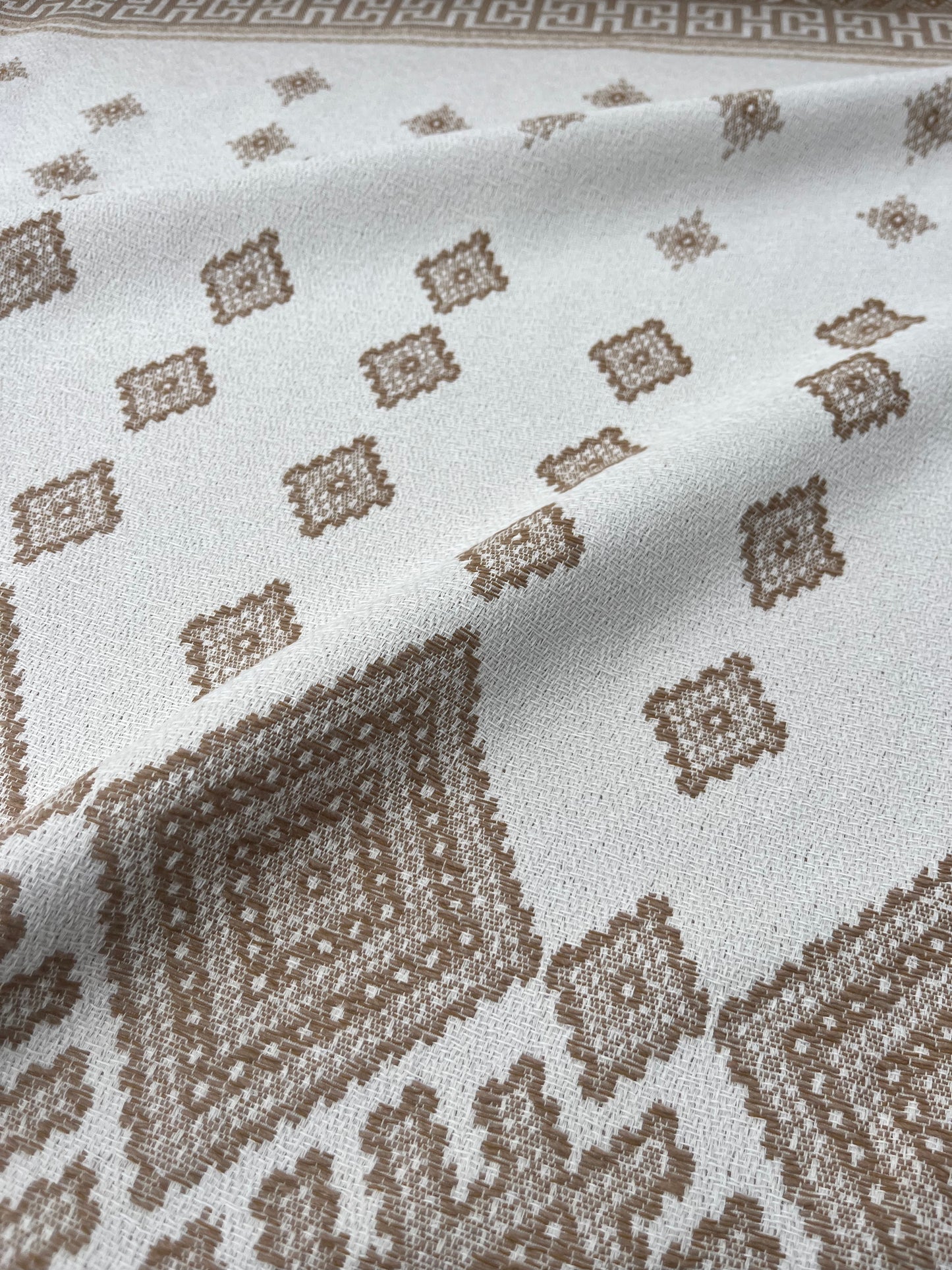 Hélène 040 heavy cotton jacquard repeat ecru/cognac