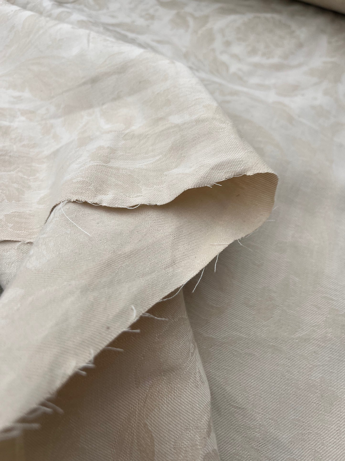 Hélène 041 midweight cotton/linen jacquard sand