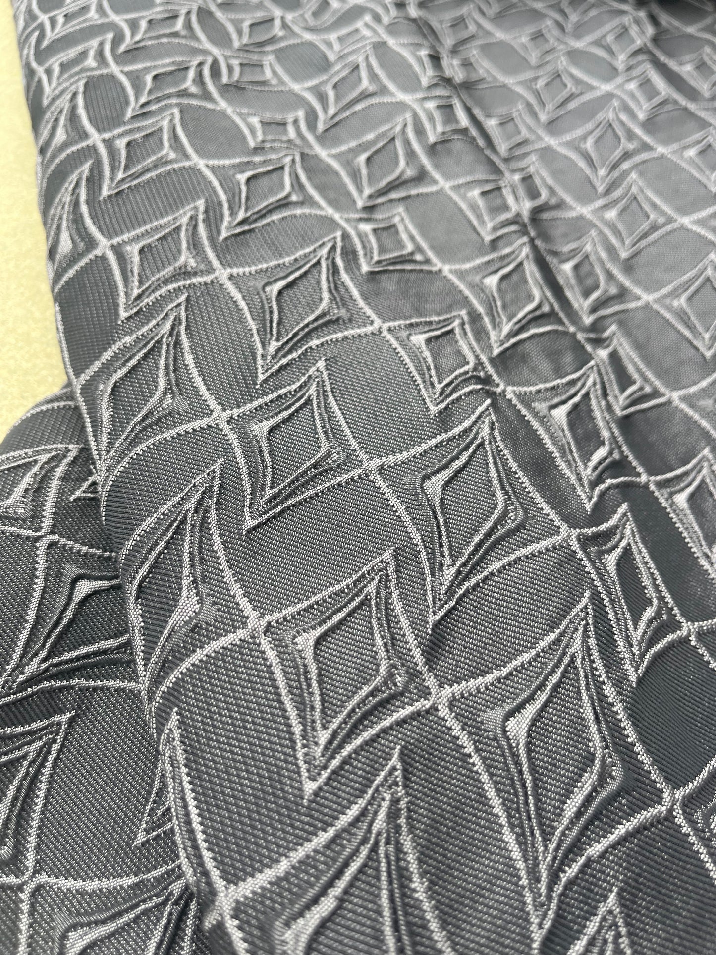 Hélène 045 stretch jacquard small design black/brown