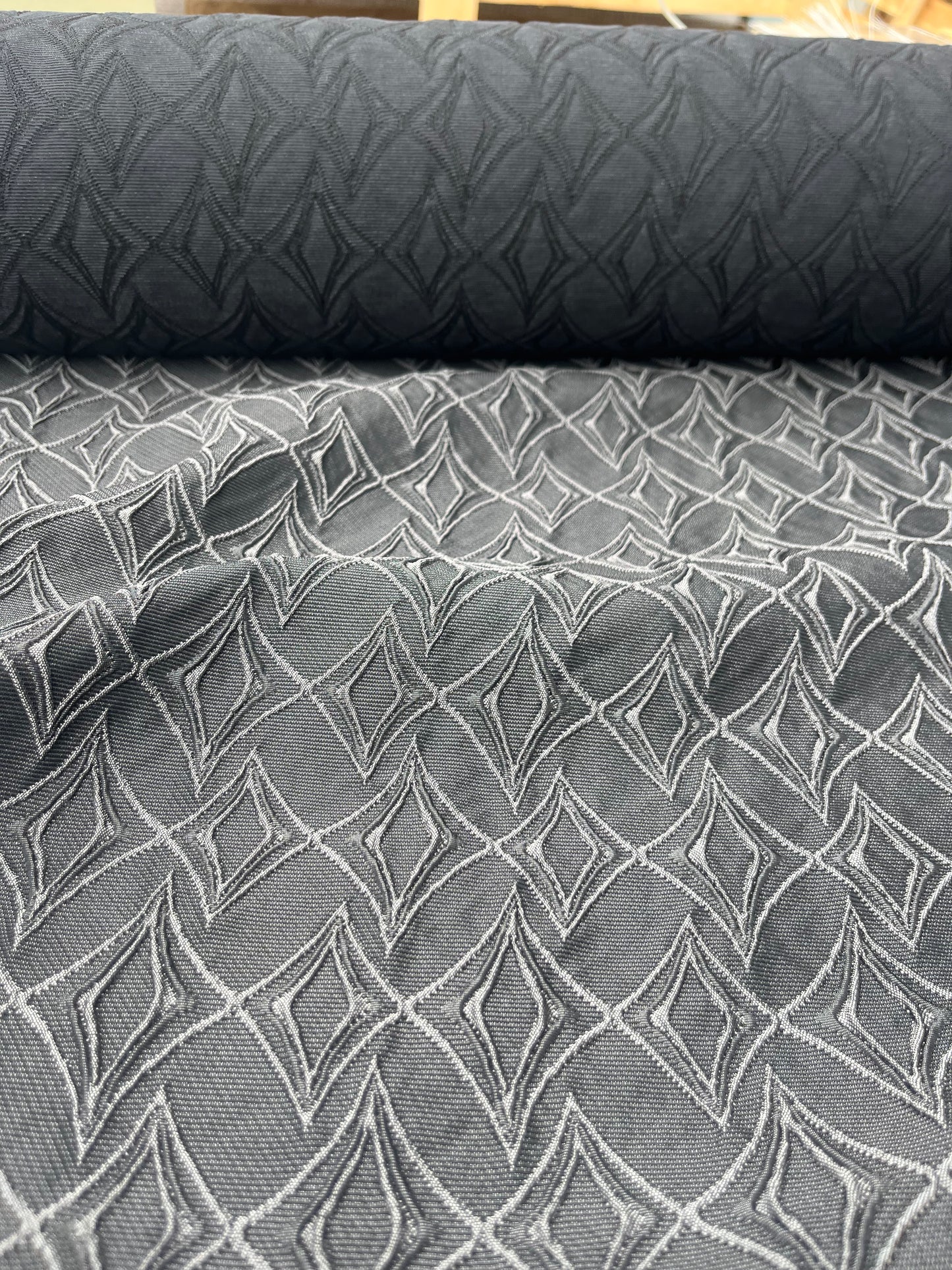 Hélène 045 stretch jacquard small design black/brown