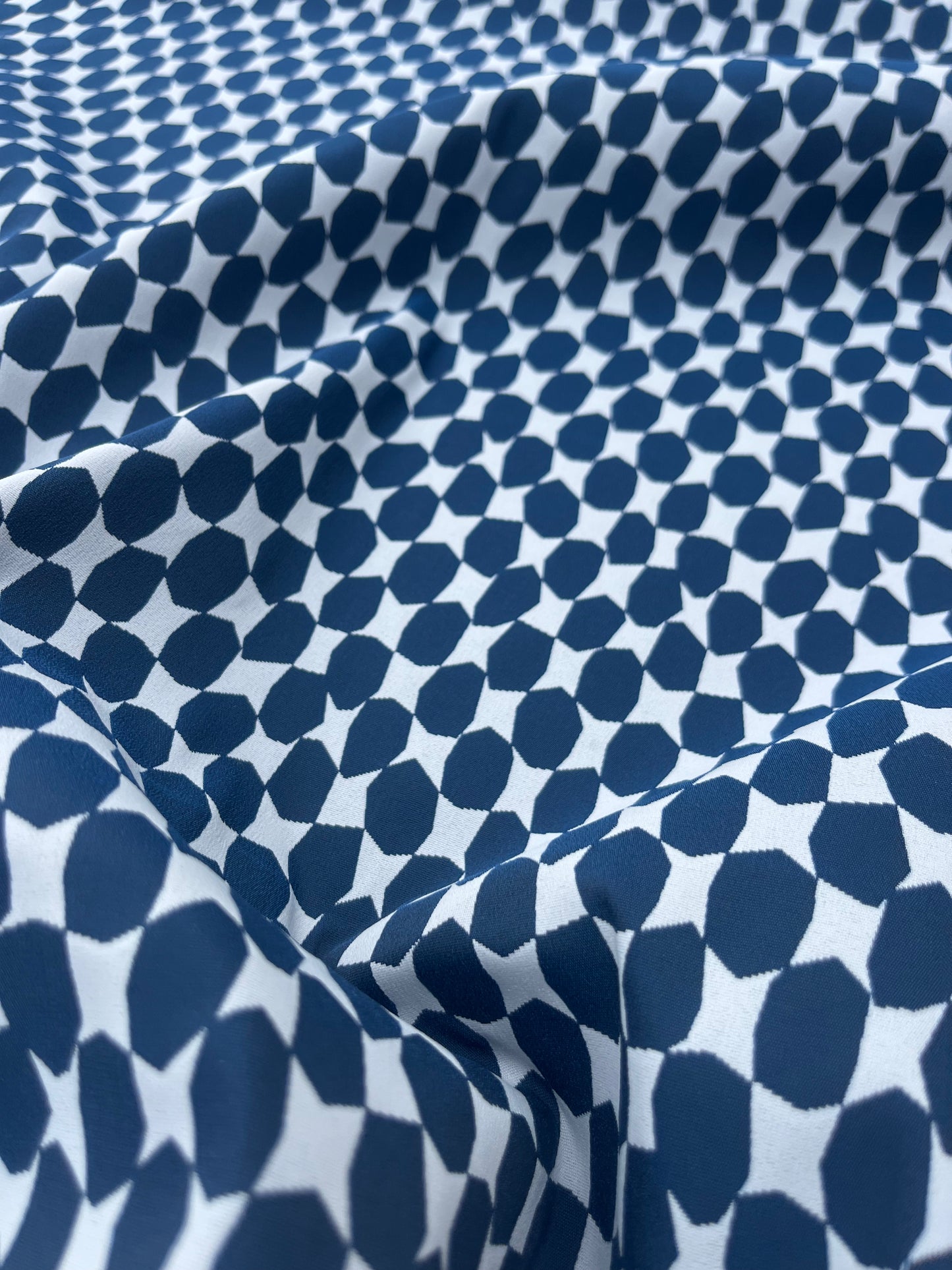 Hélène 047 stretch jacquard off white-navy
