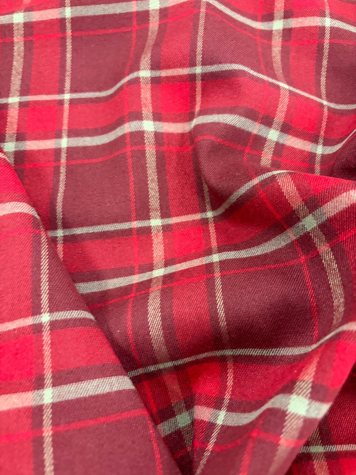 VIC 016 red burgundy checkered stretch fabric