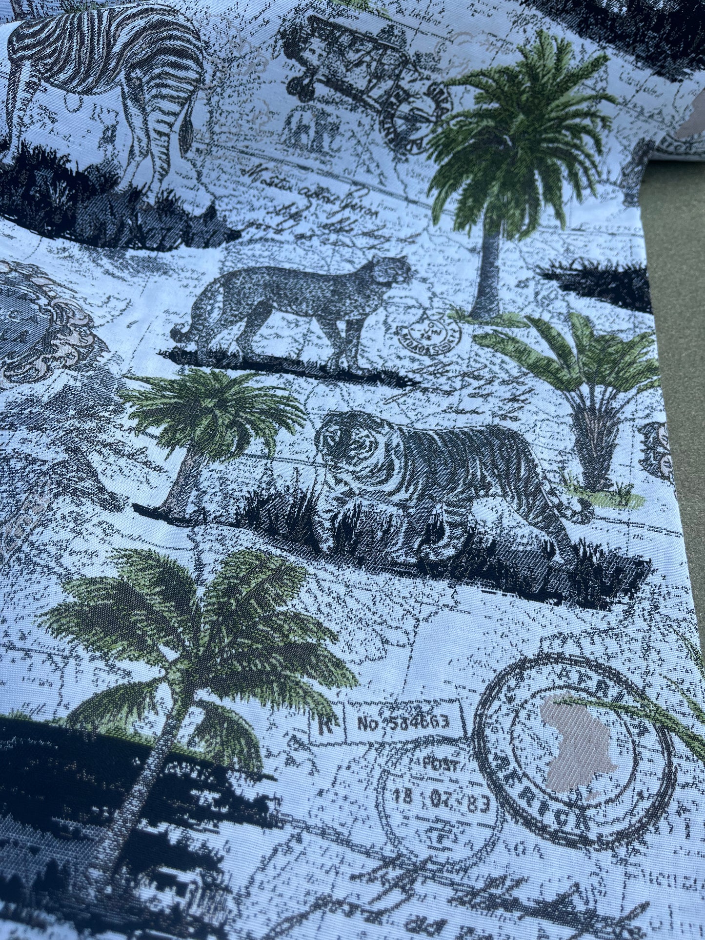 Hélène 051 heavy cotton jacquard "Botswana"