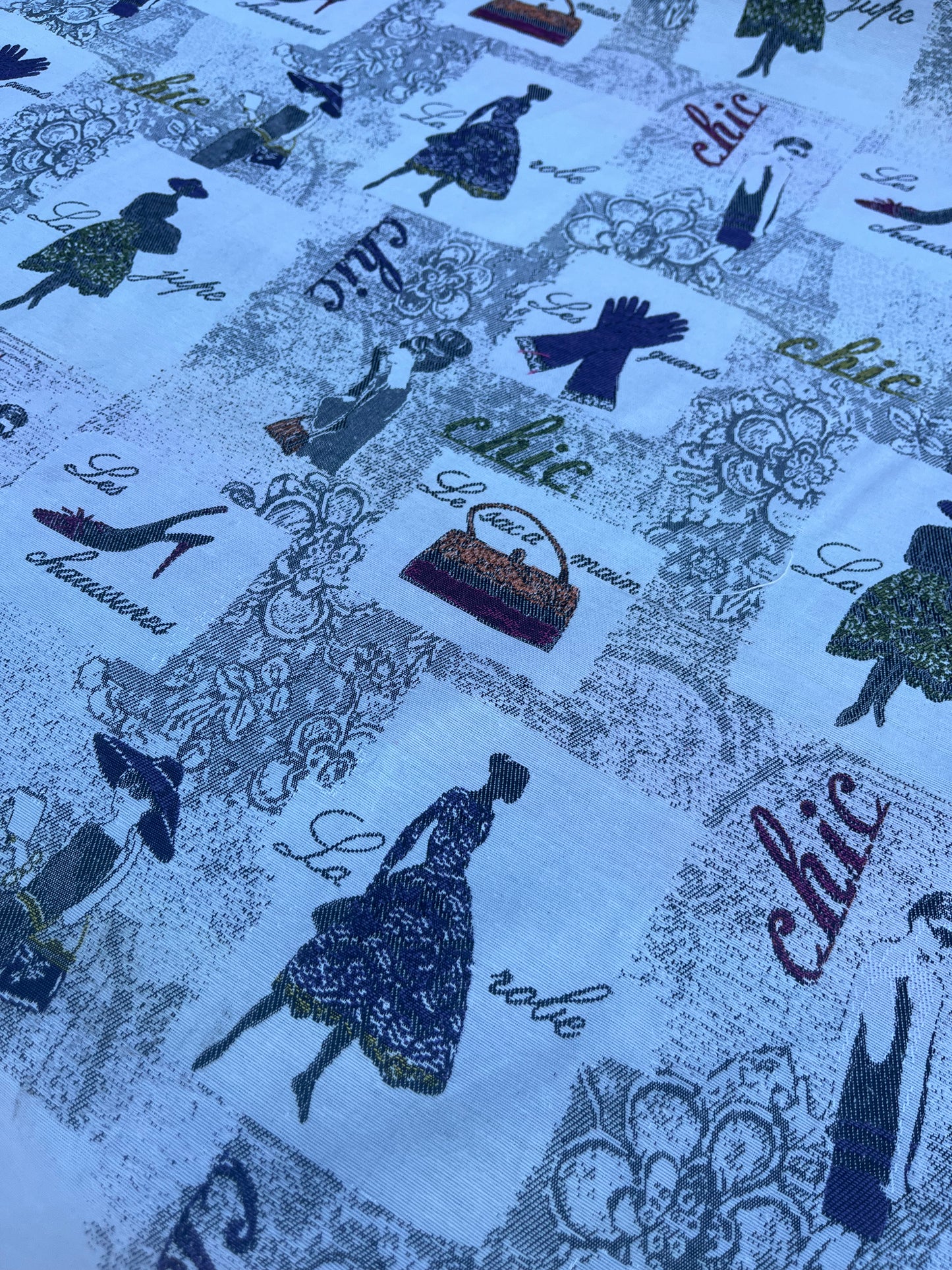 Hélène 054 heavy cotton jacquard "défilé"