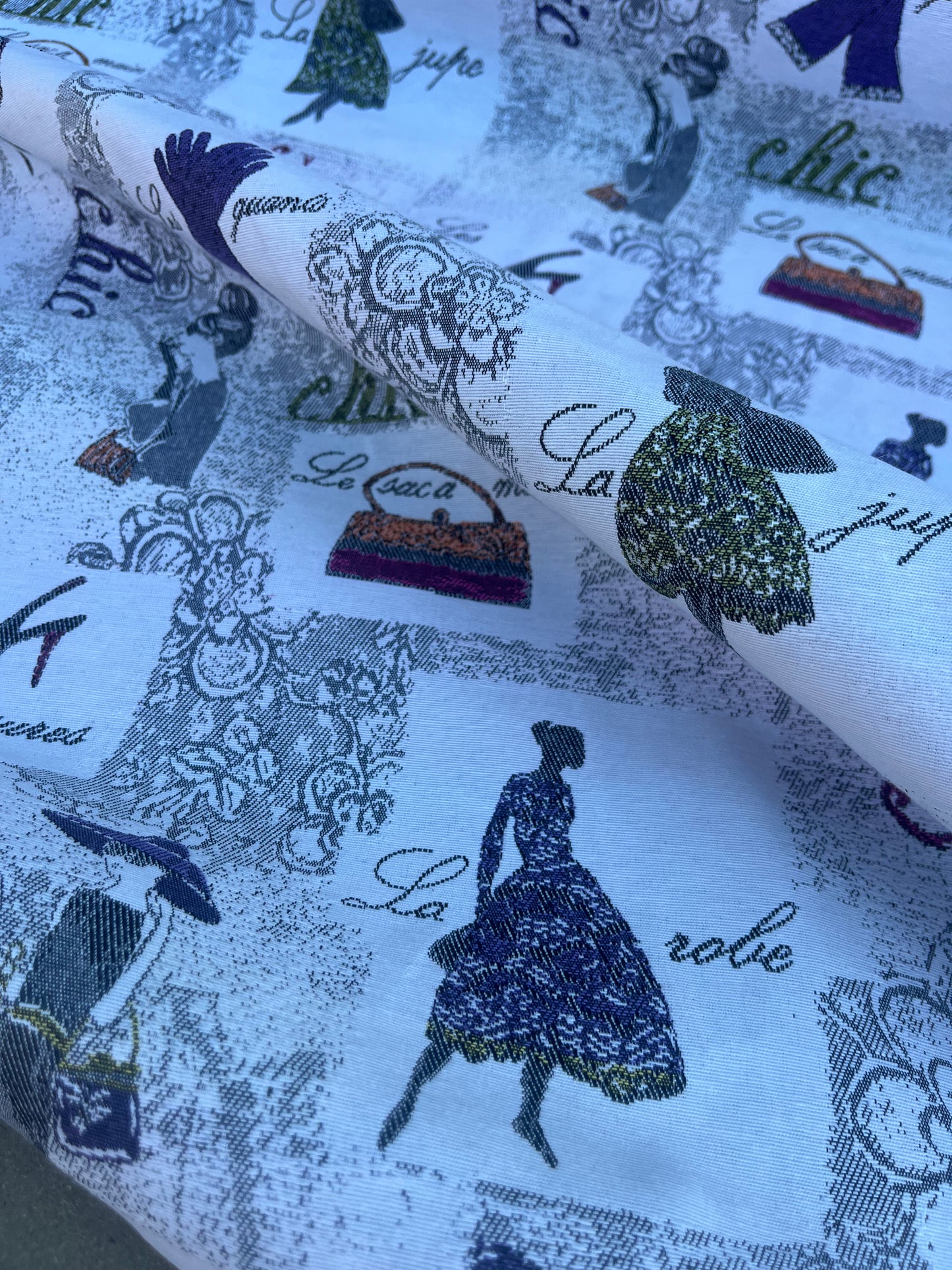 Hélène 054 heavy cotton jacquard "défilé"