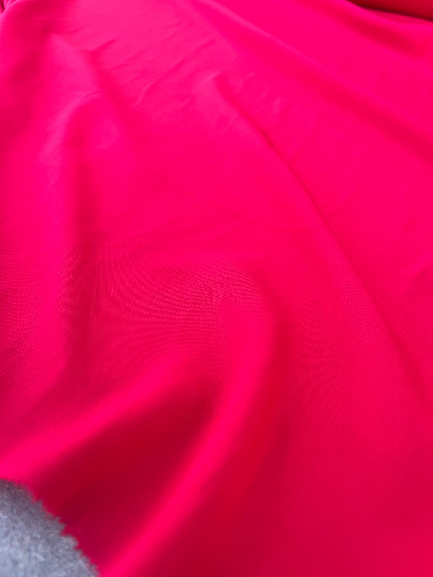 EUDINE 006 viscose fibrane bright red