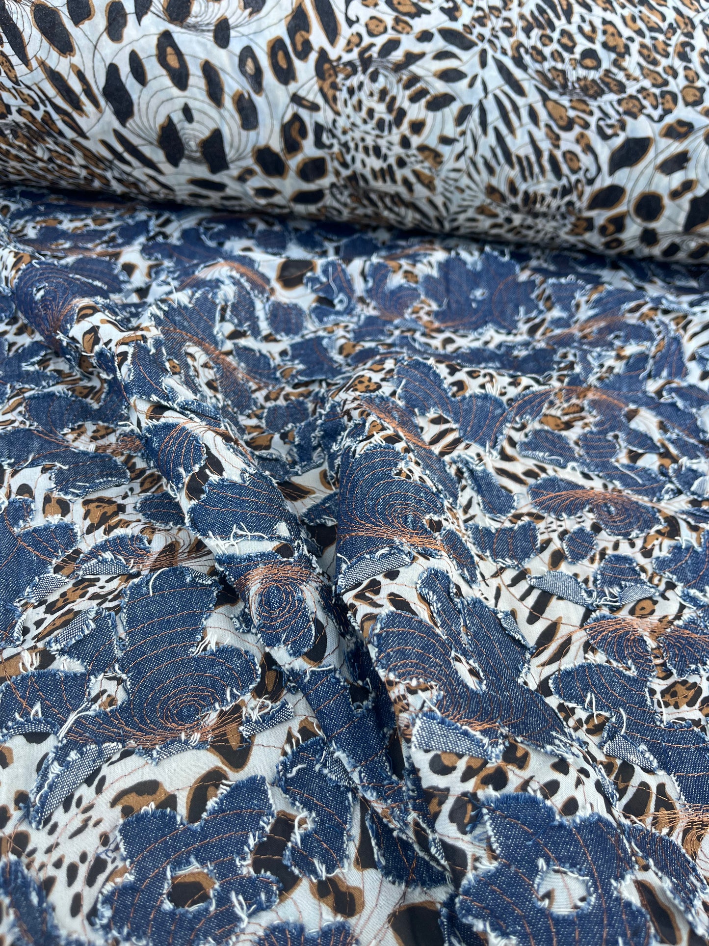 EUDINE 009 leopard with embroidered jeans