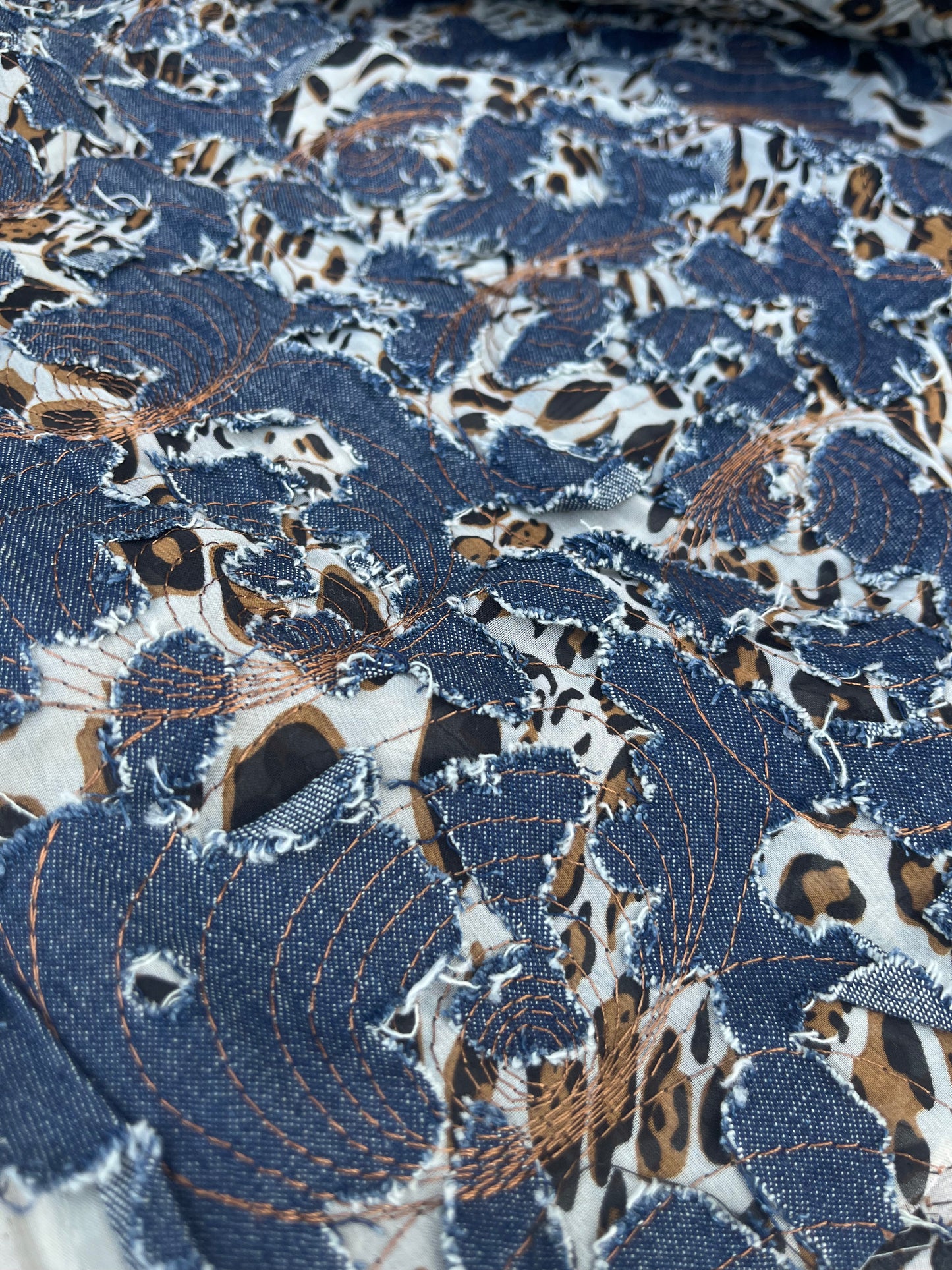 EUDINE 009 leopard with embroidered jeans