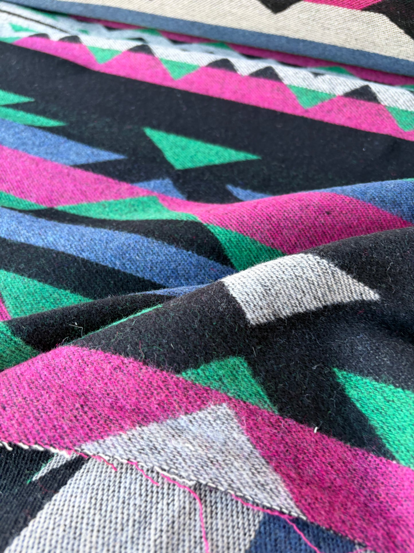 RALPH 019 pink/green aztek heavy wool blanket