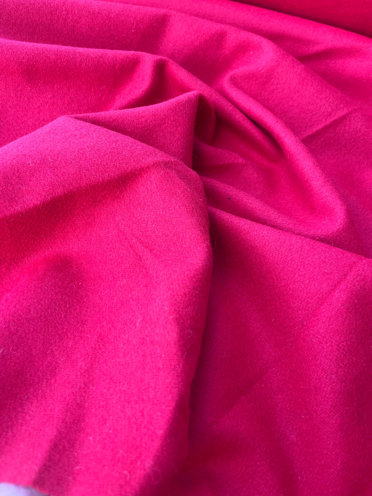 LOUIS 008 boiled wool red