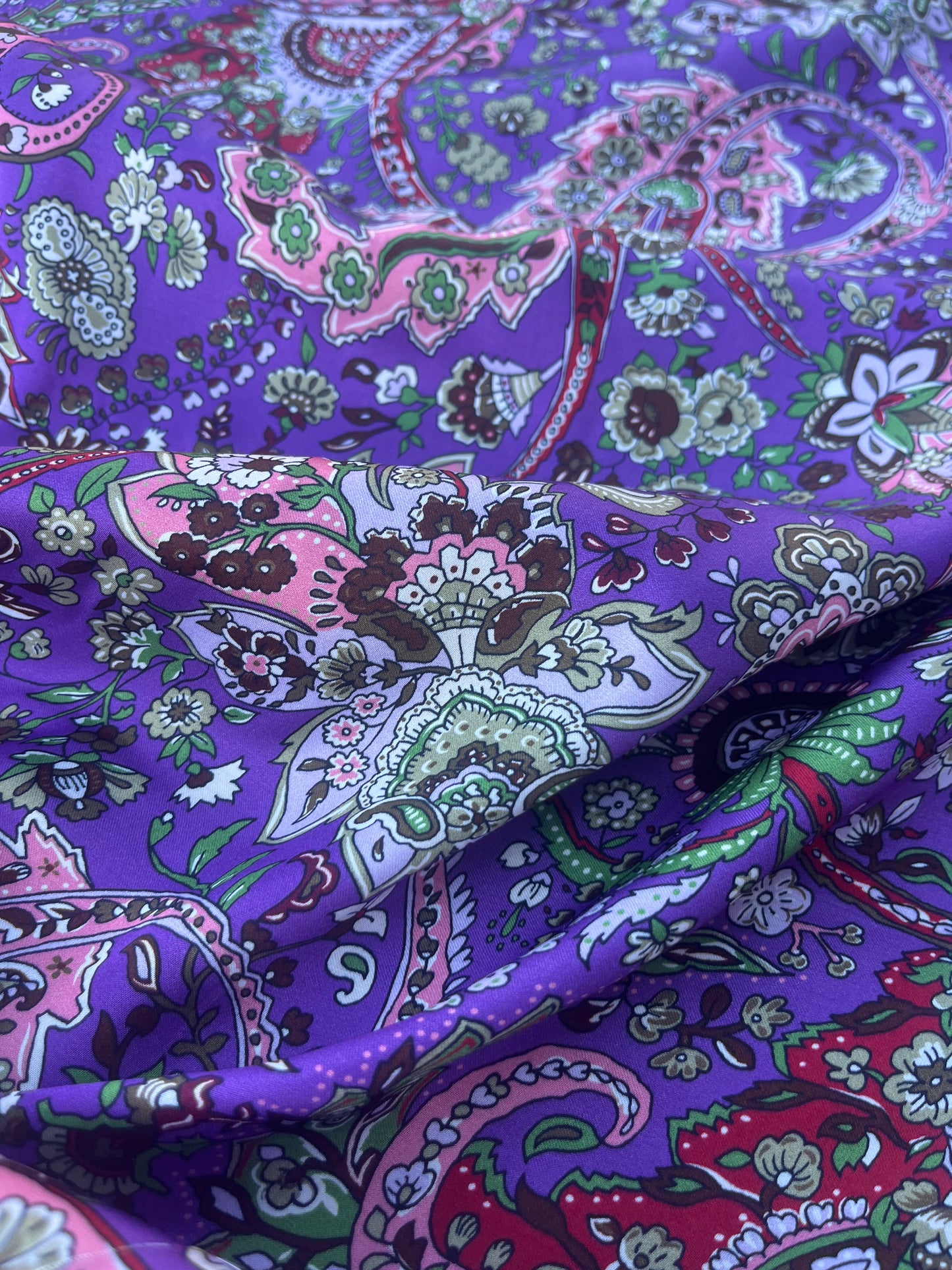 LOUIS 019 viscose satin purple print