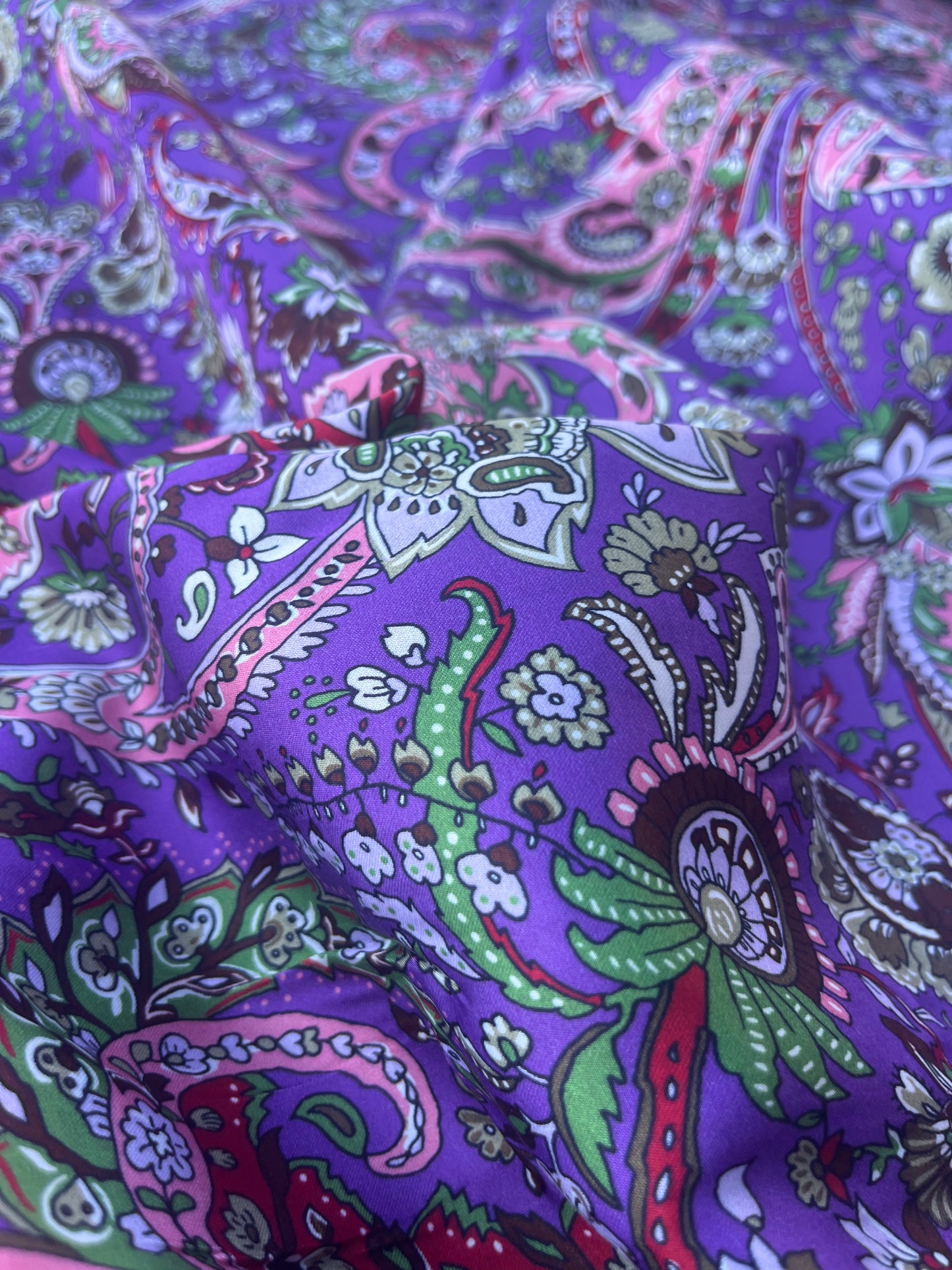 LOUIS 019 viscose satin purple print