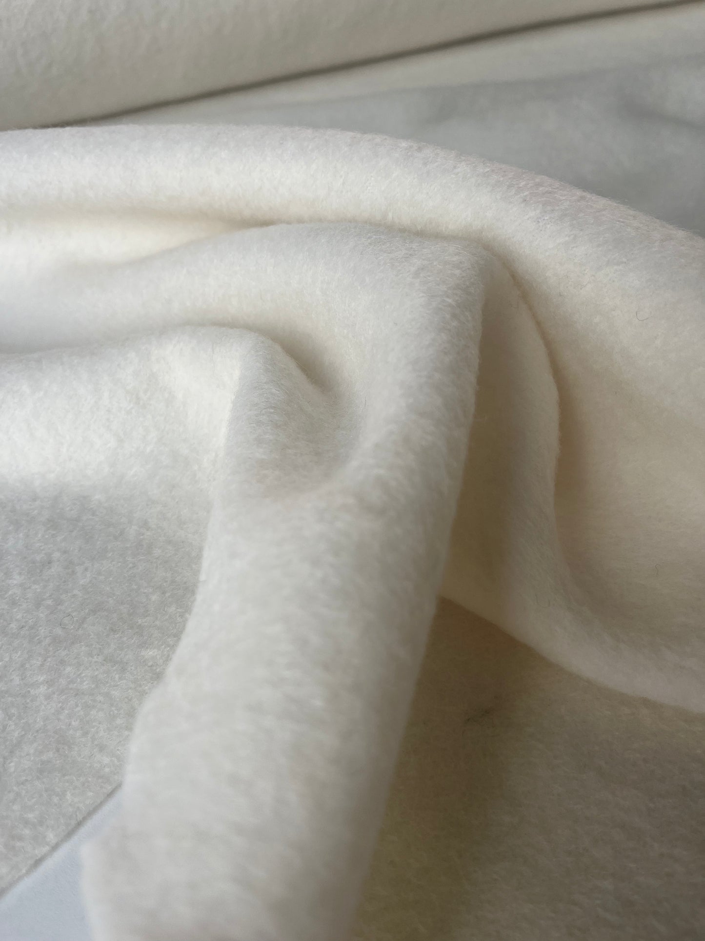 ROSALIE 006 boiled wool off white