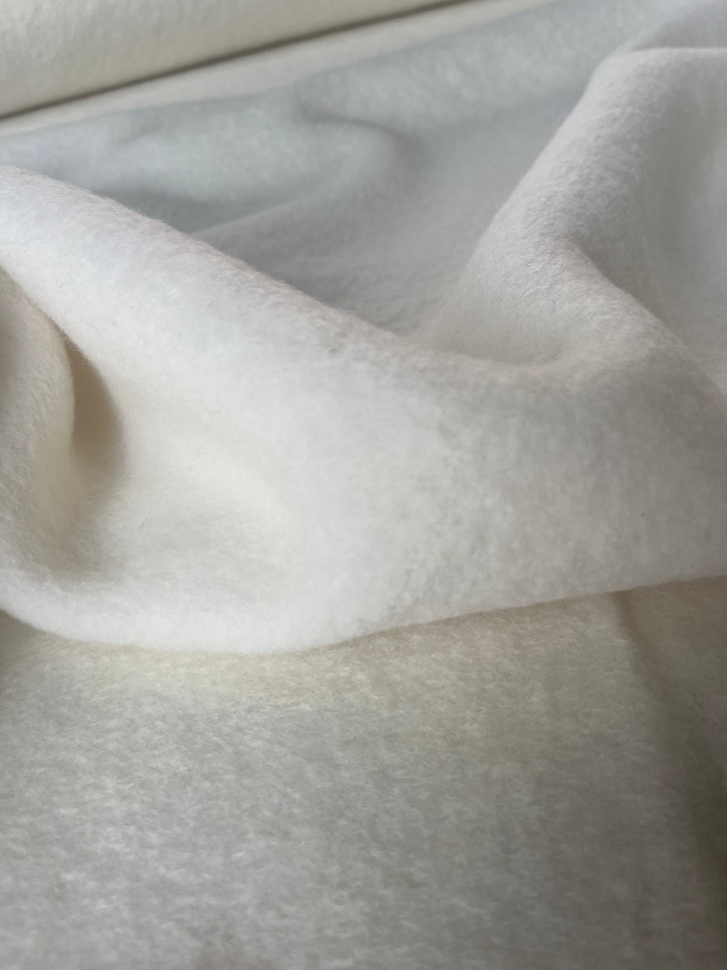 ROSALIE 006 boiled wool off white