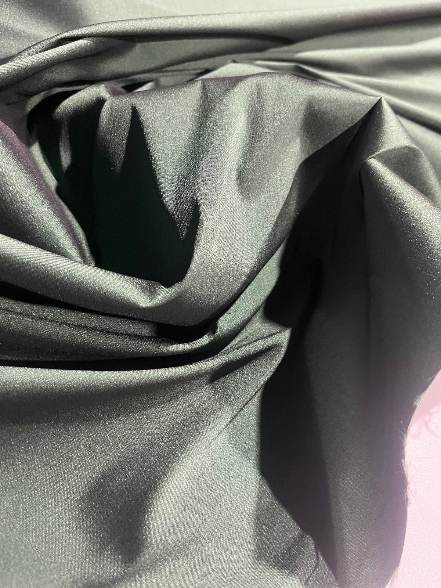 BERNADETTE 007 tafettas stretch dark green