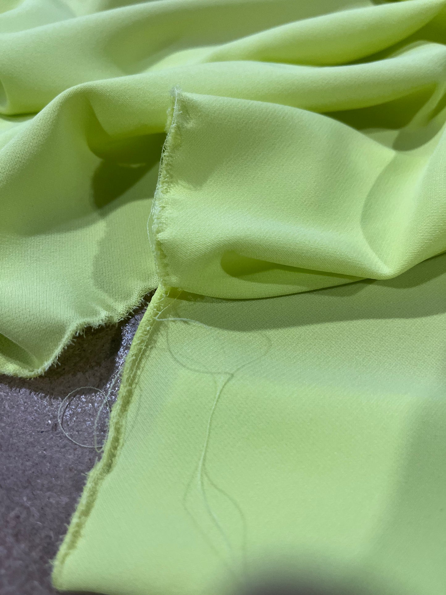 E02 MAX 160 Japanese crêpe yellow
