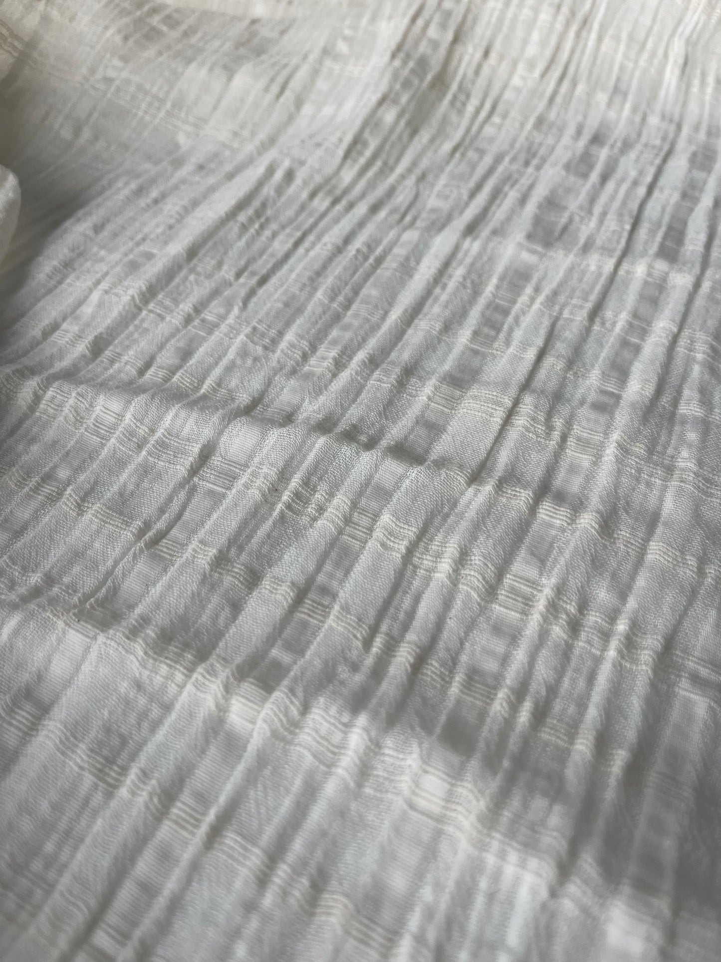 ROSALIE 019 light seersucker cotton check off white