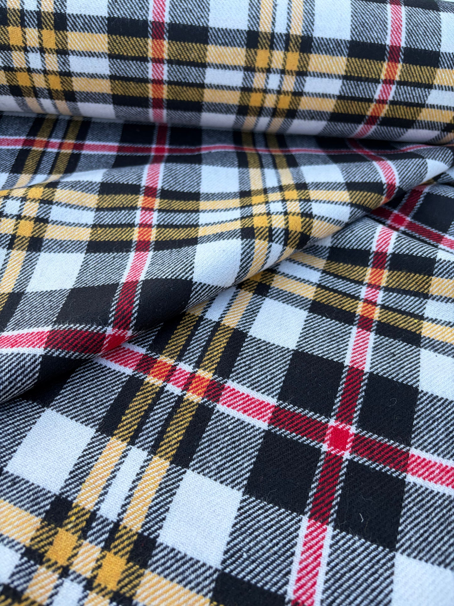 LAUREN 025 red/yellow/black checkered wool flannel
