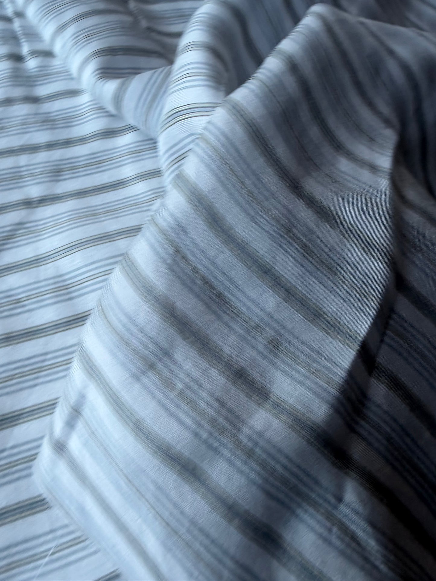 MIA 005 viscose/silk stripes
