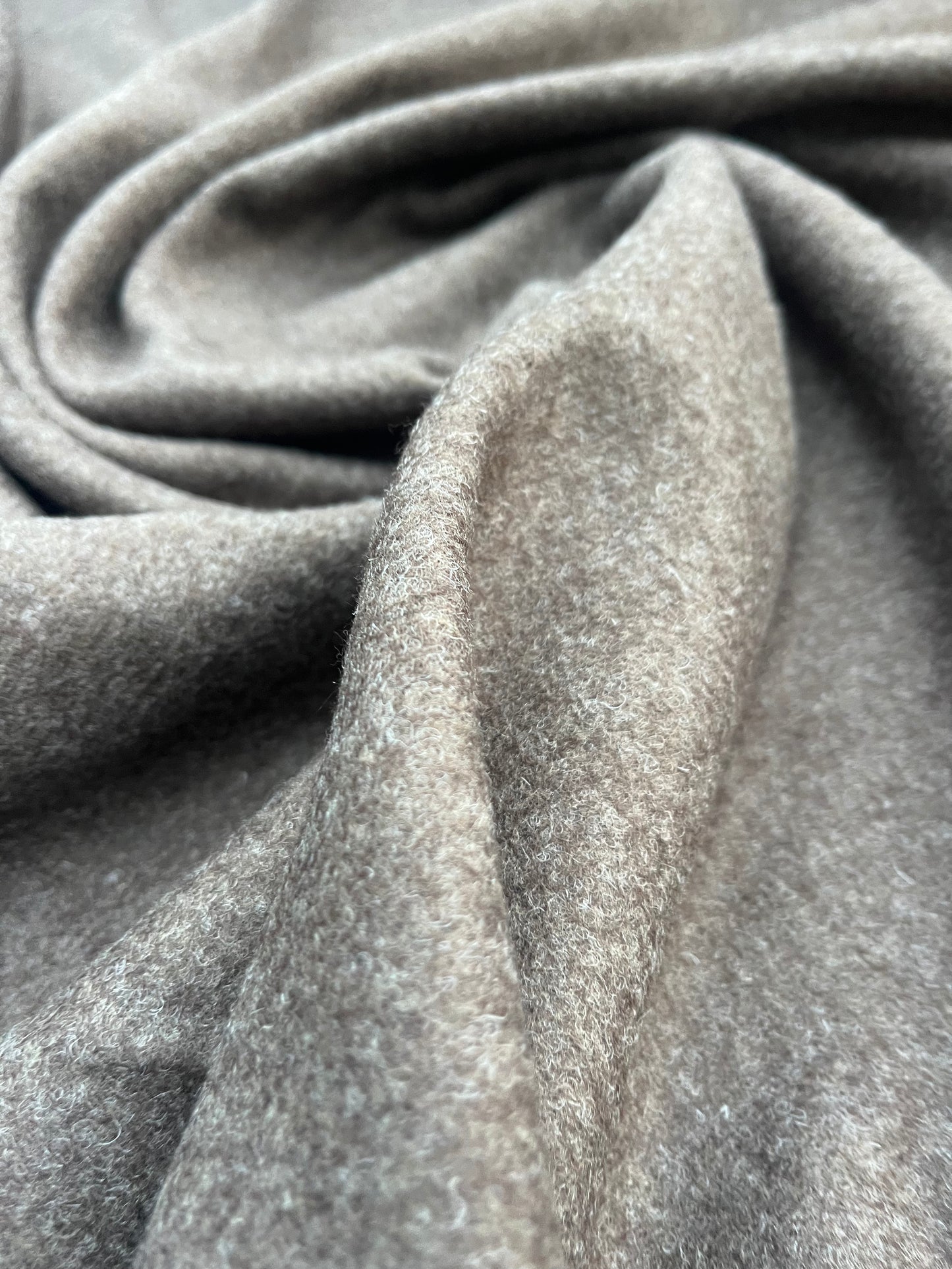 GINA 002 heavy boiled wool brown