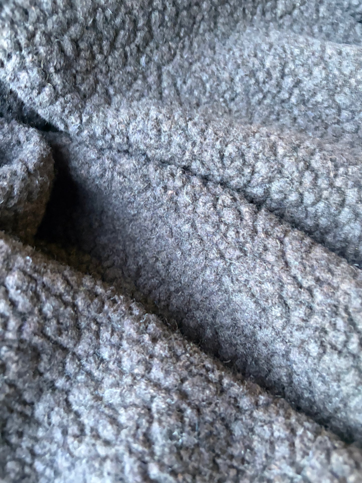 MIA 038 soft bouclette with wool black