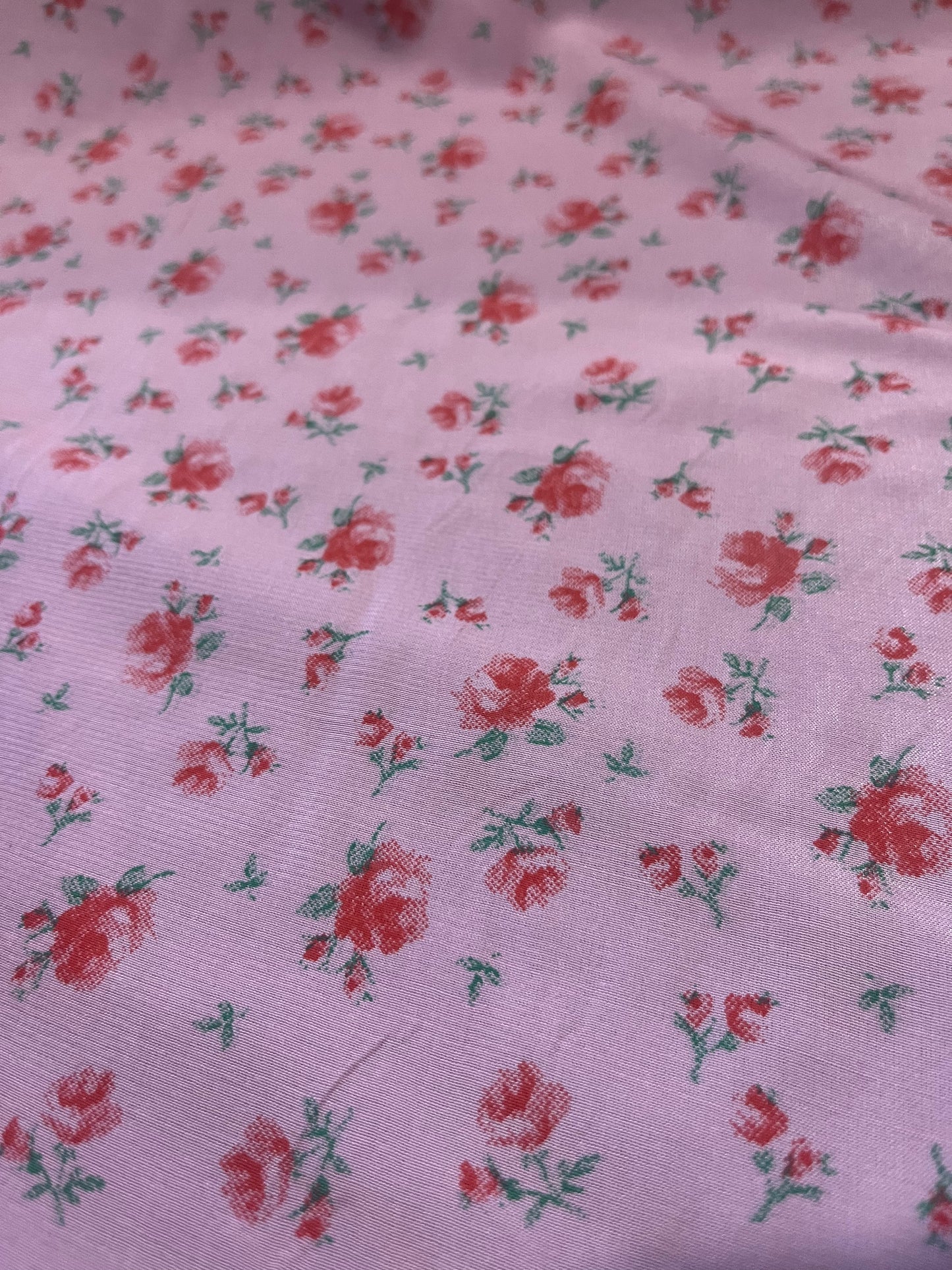 C02 Isidore 006 viscose pink+red flower bouquets